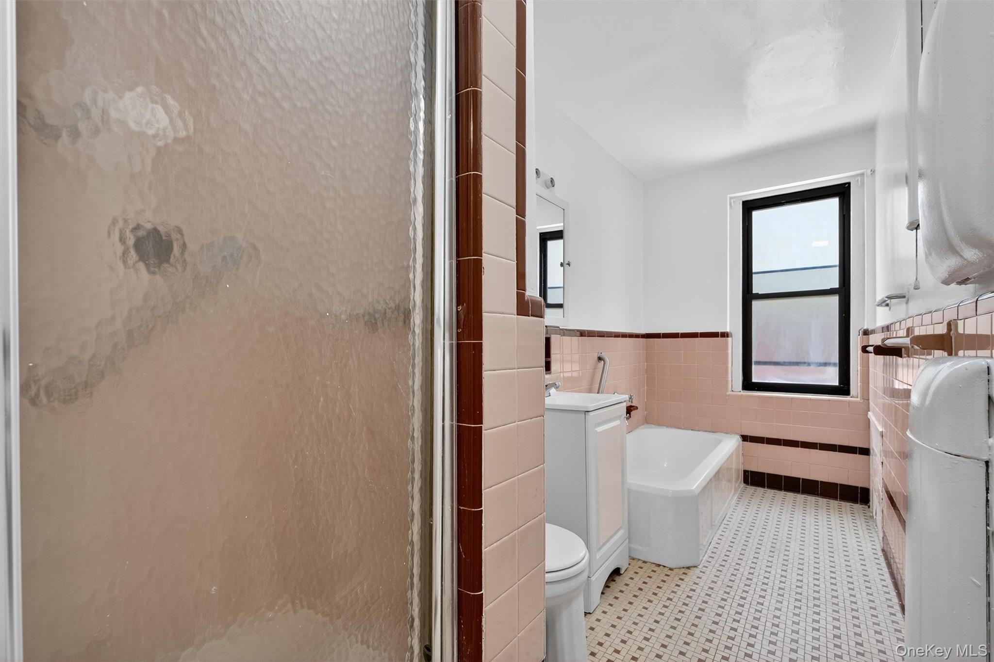 96-11 65th Road # 313, Rego Park, NY 11374