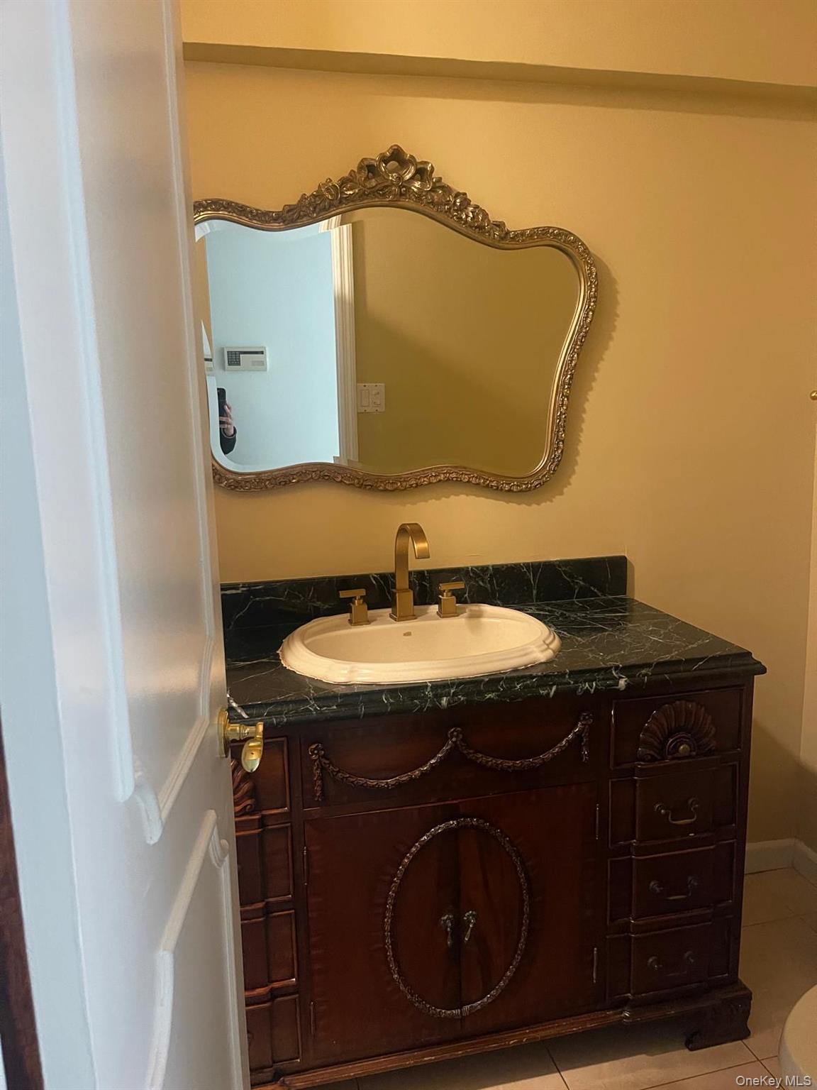 29 Bayberry Road, Lawrence, NY 11559