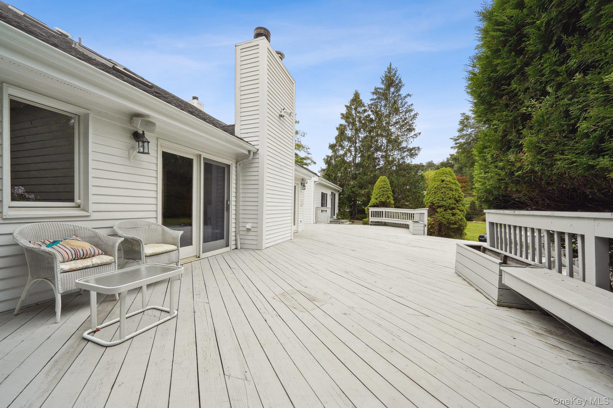 48 Westchester View Lane, White Plains, NY 10607