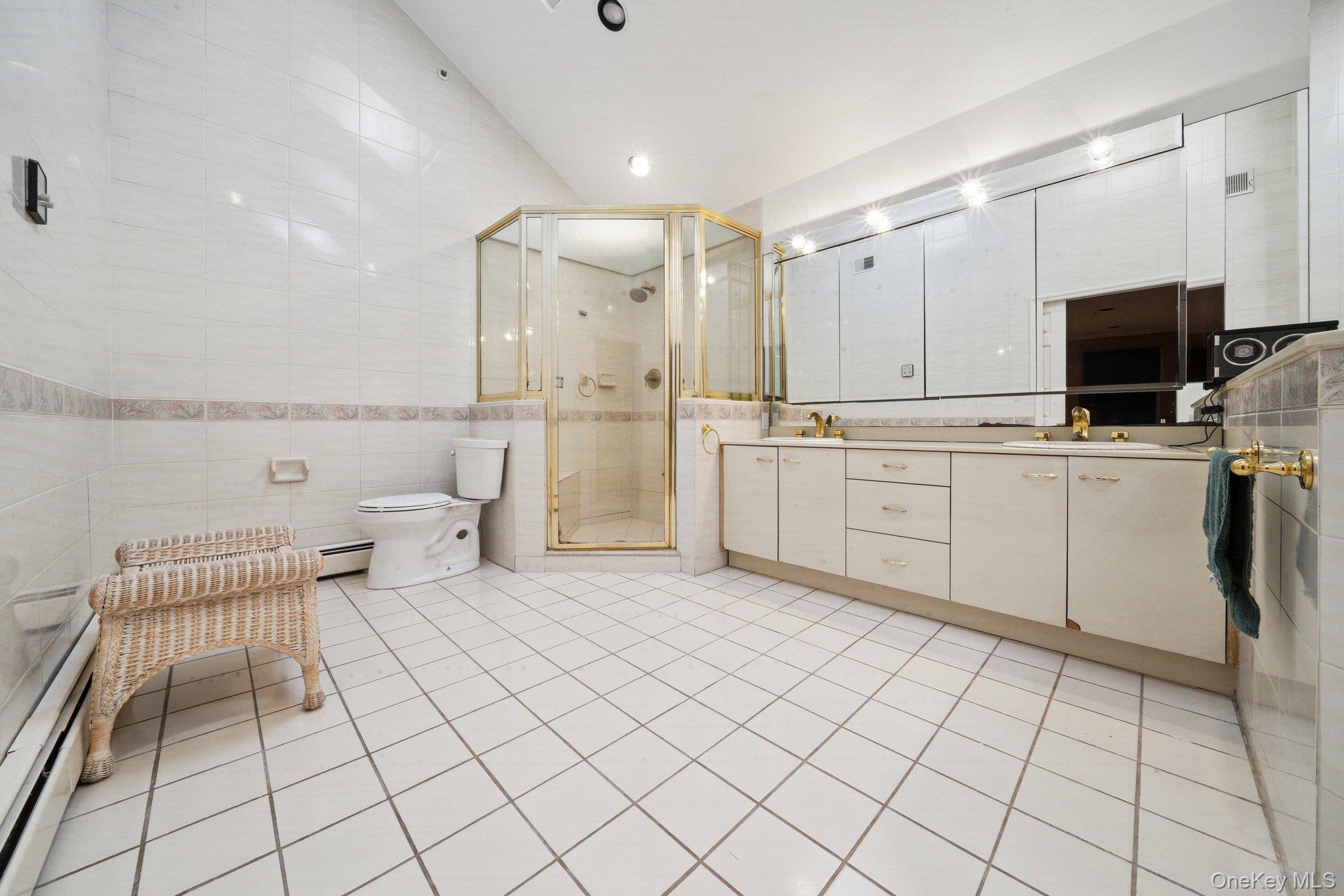 48 Westchester View Lane, White Plains, NY 10607