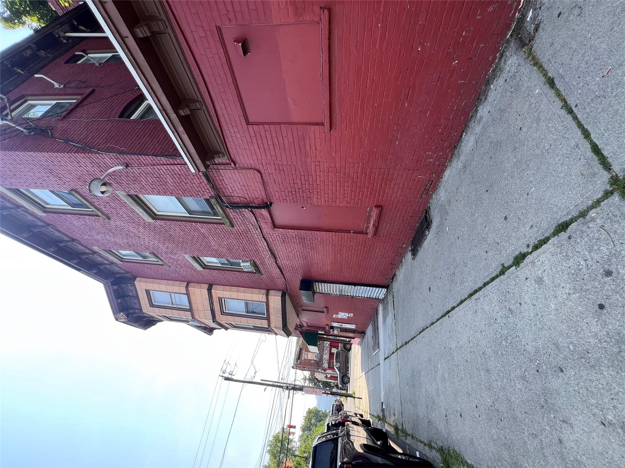 94 William Street, Newburgh, NY 12550