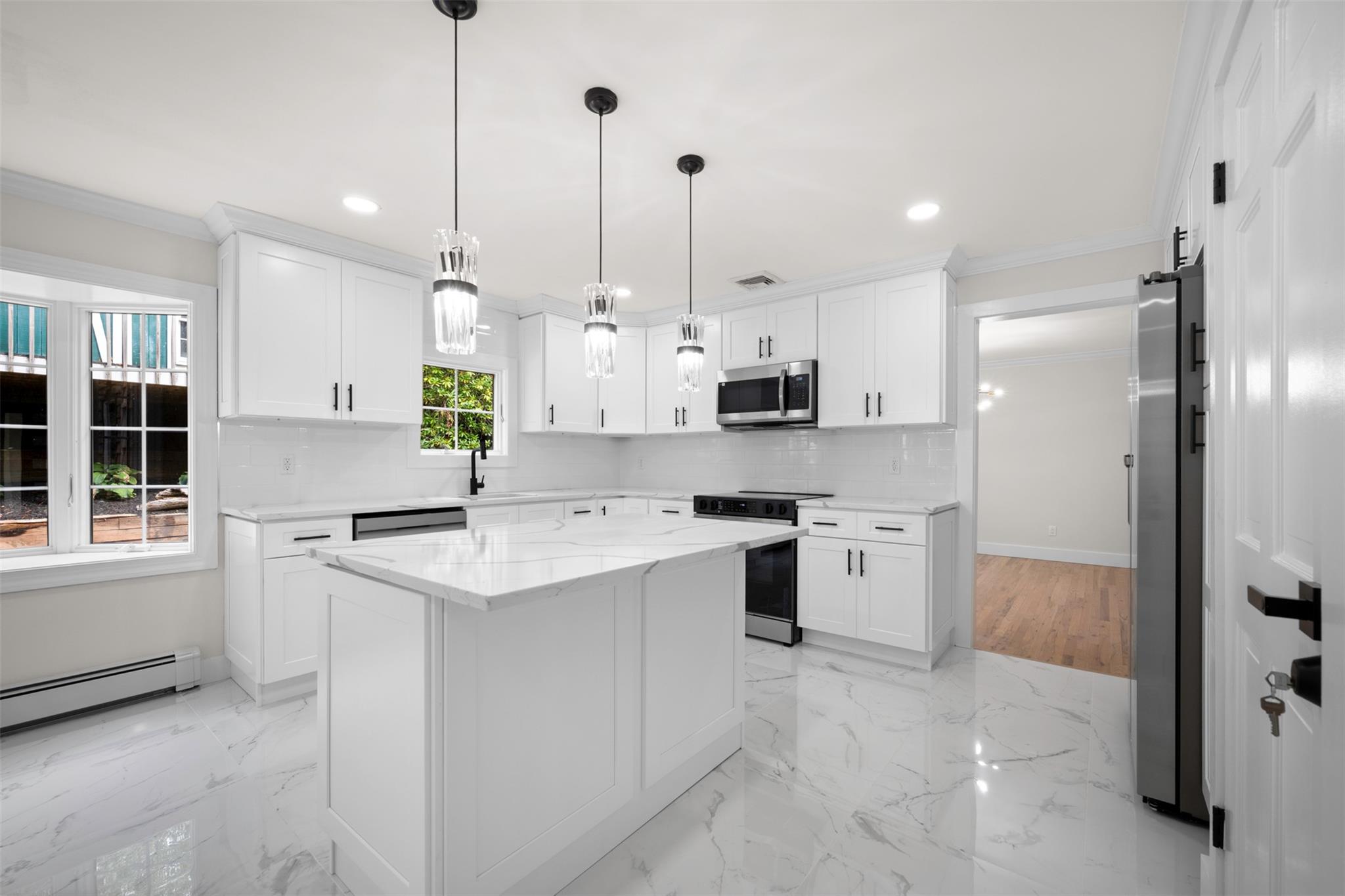 7 Windmill Court, Smithtown, NY 11787