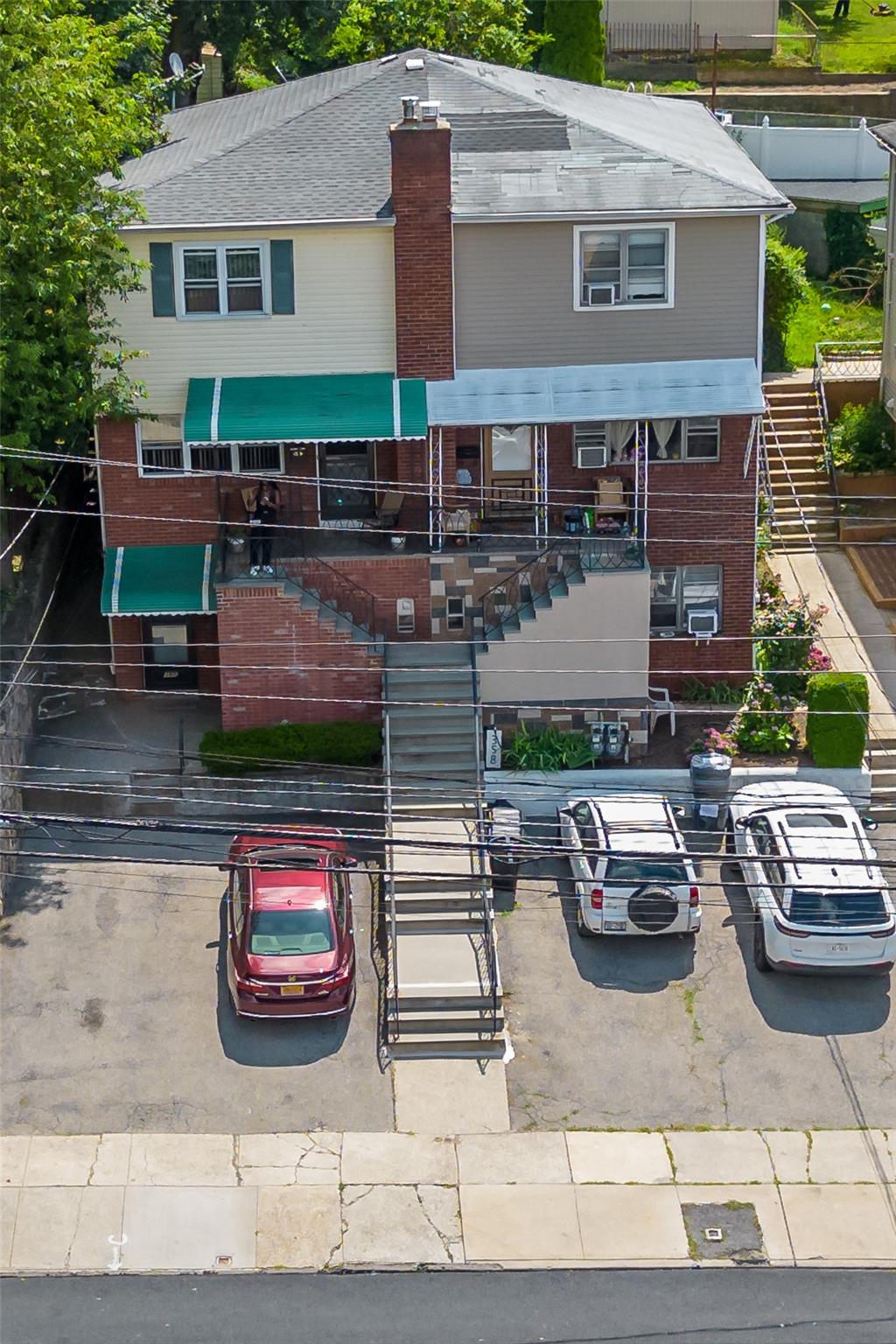 360 N Broadway, Yonkers, NY 10701