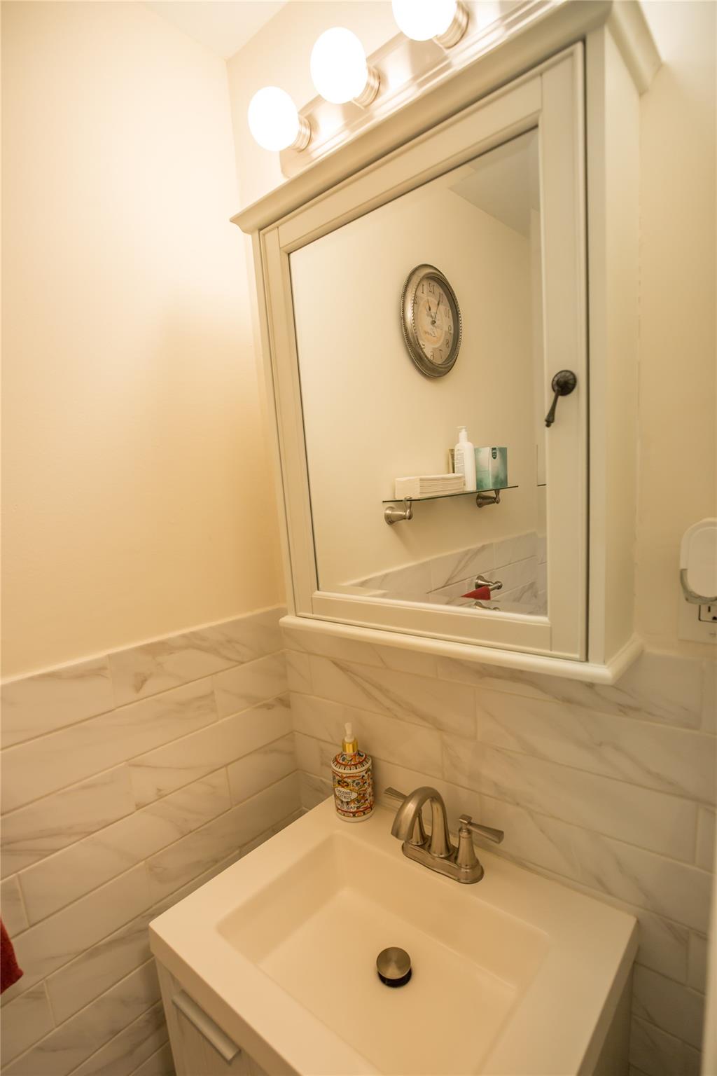 360 N Broadway, Yonkers, NY 10701