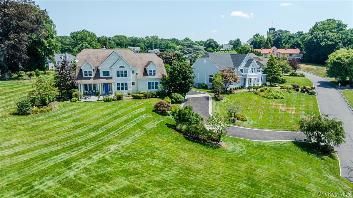 53 Pembroke Drive, Glen Cove, NY 11542