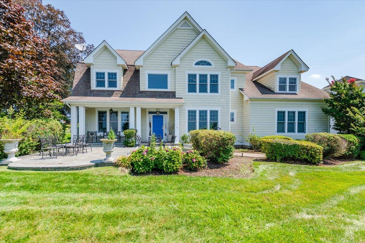 53 Pembroke Drive, Glen Cove, NY 11542
