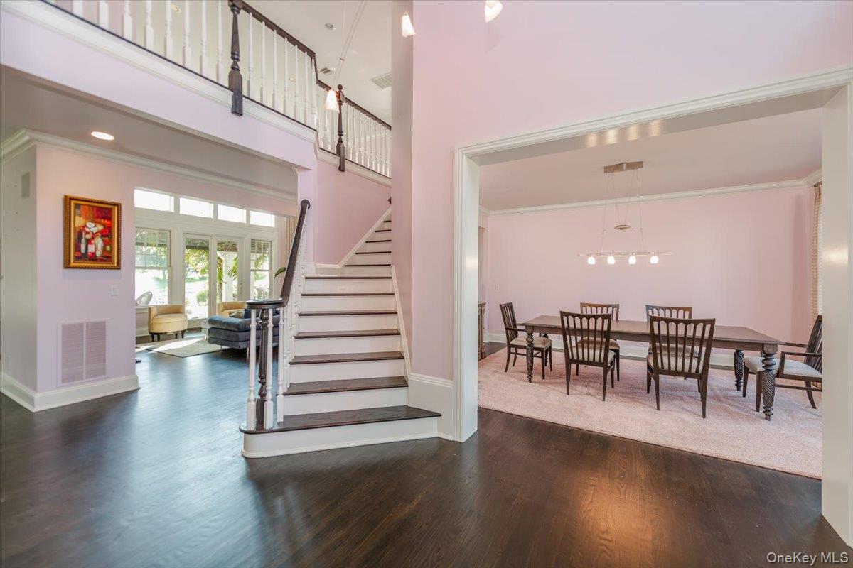 53 Pembroke Drive, Glen Cove, NY 11542