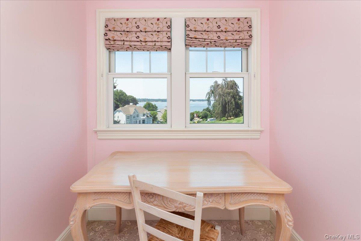 53 Pembroke Drive, Glen Cove, NY 11542