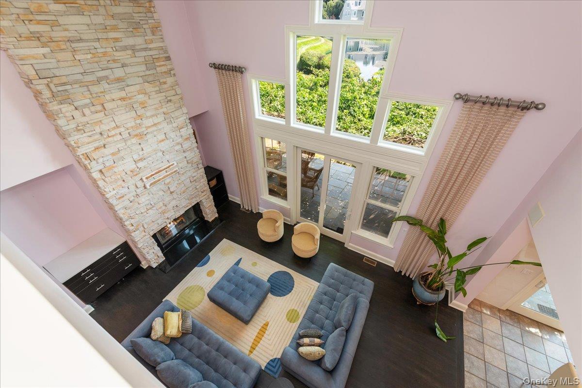 53 Pembroke Drive, Glen Cove, NY 11542