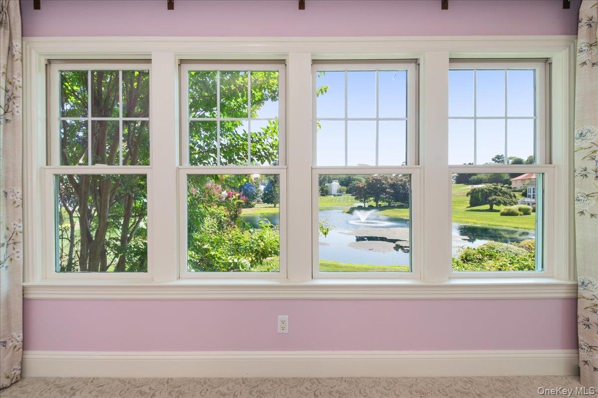 53 Pembroke Drive, Glen Cove, NY 11542