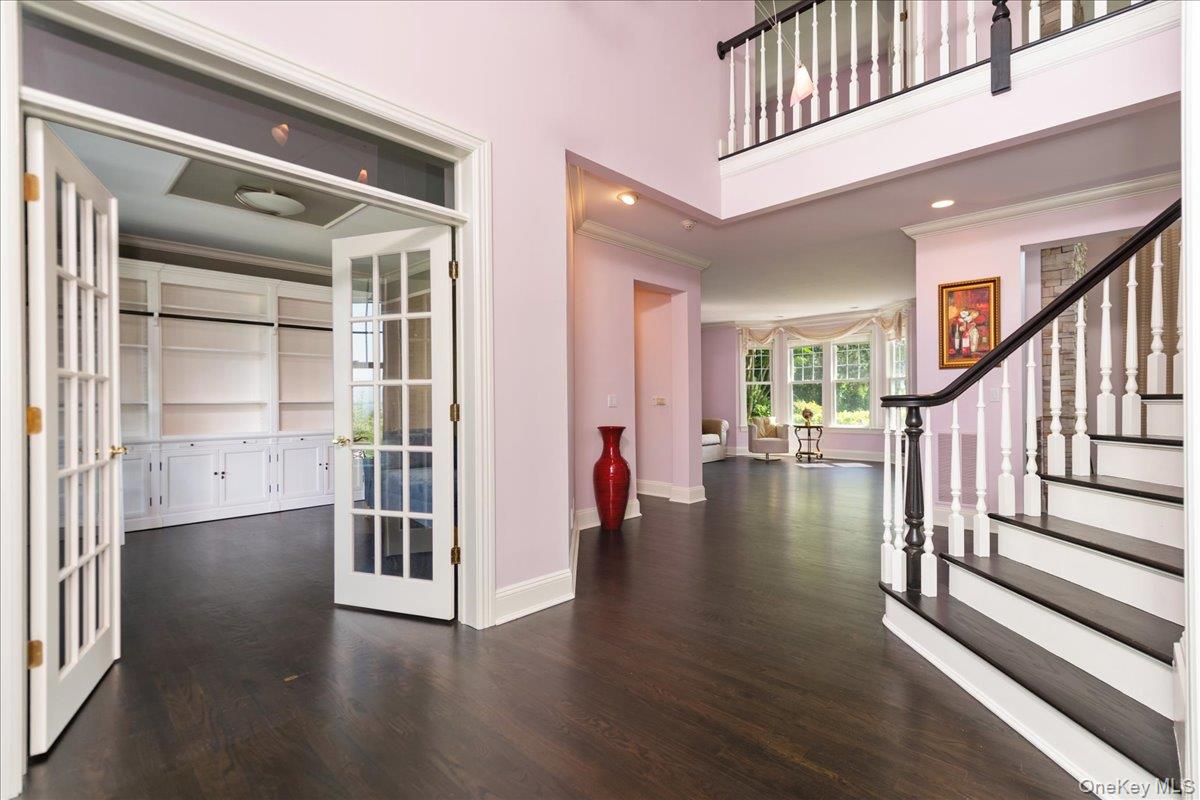 53 Pembroke Drive, Glen Cove, NY 11542