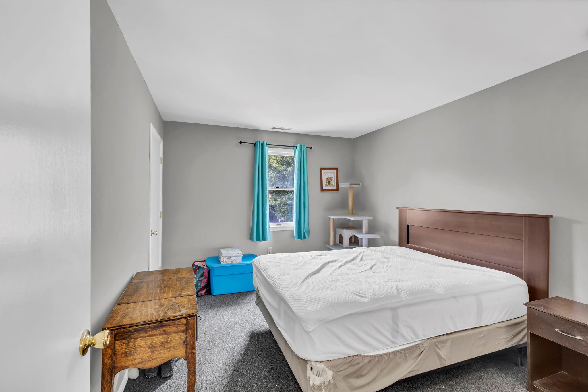 5 Kenny Lane, Kiamesha Lake, NY 12751