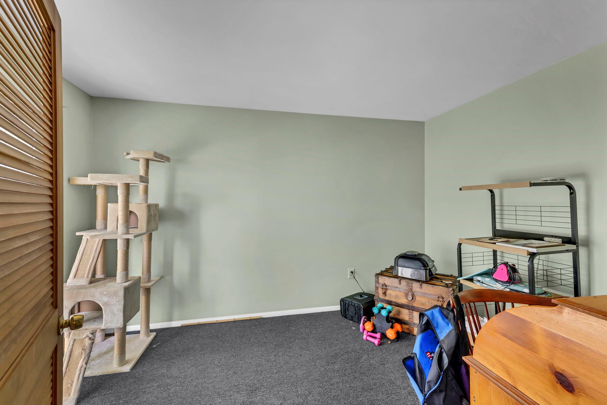 5 Kenny Lane, Kiamesha Lake, NY 12751