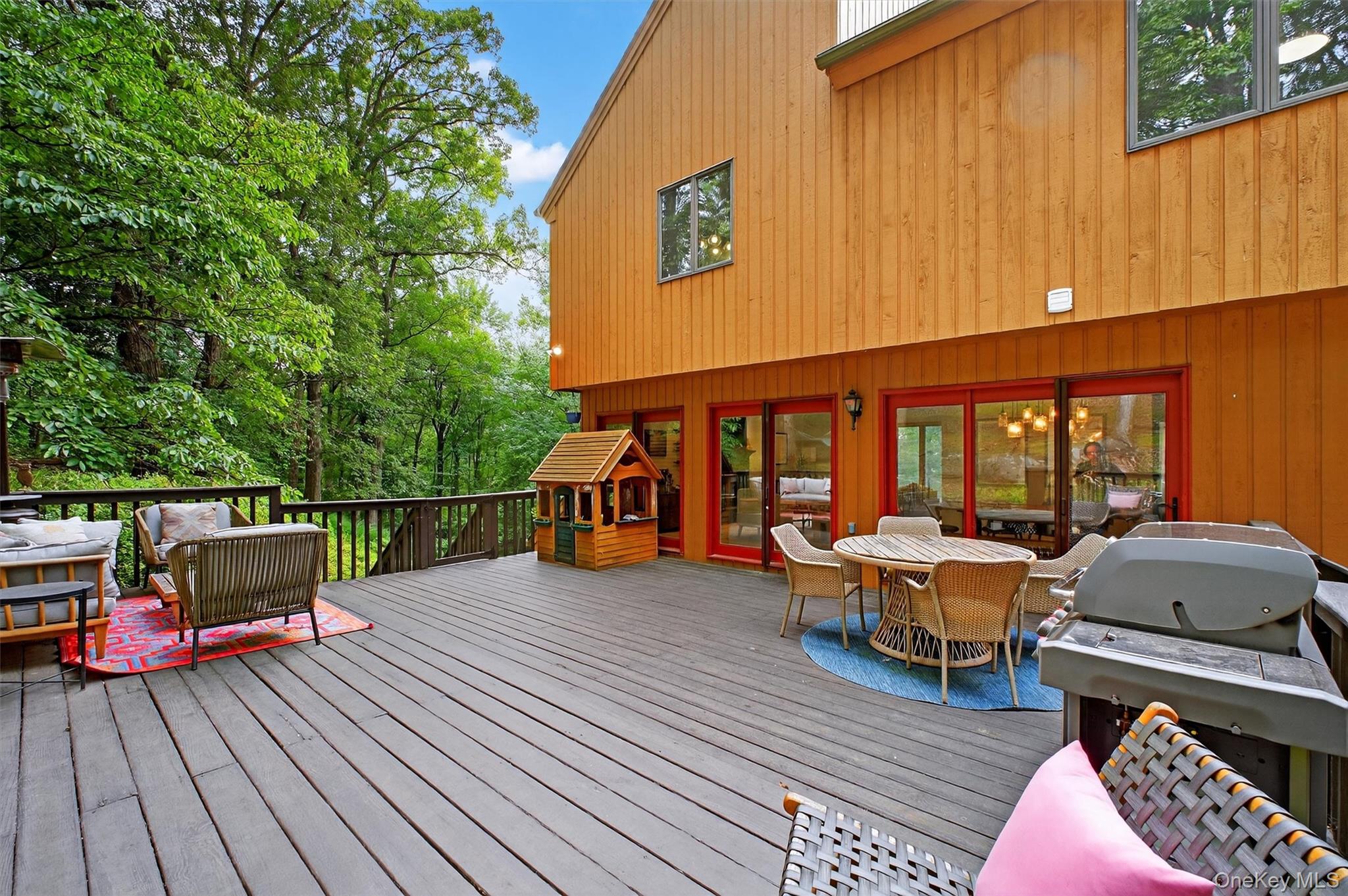 215 Hessian Hills Road, Croton-on-Hudson, NY 10520