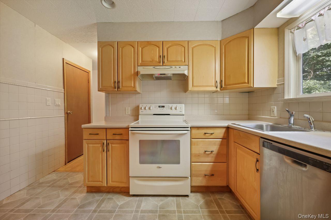 19 Clematis Road, Brewster, NY 10509