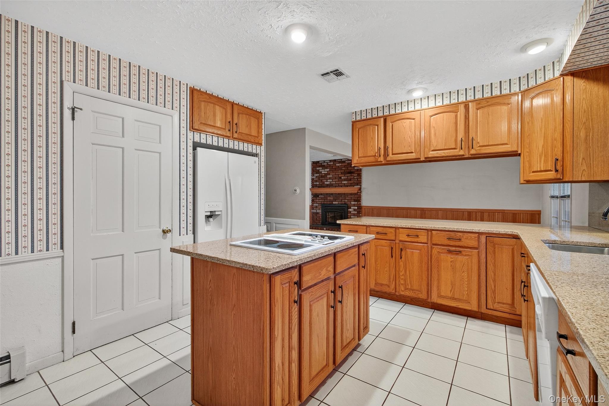 6 Sayer Road, Washingtonville, NY 10992