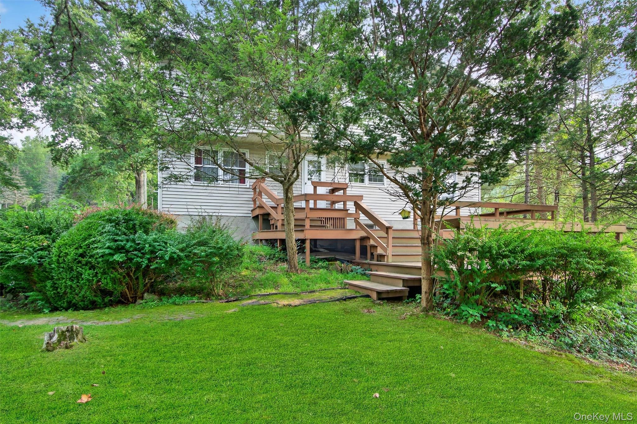 6 Sayer Road, Washingtonville, NY 10992