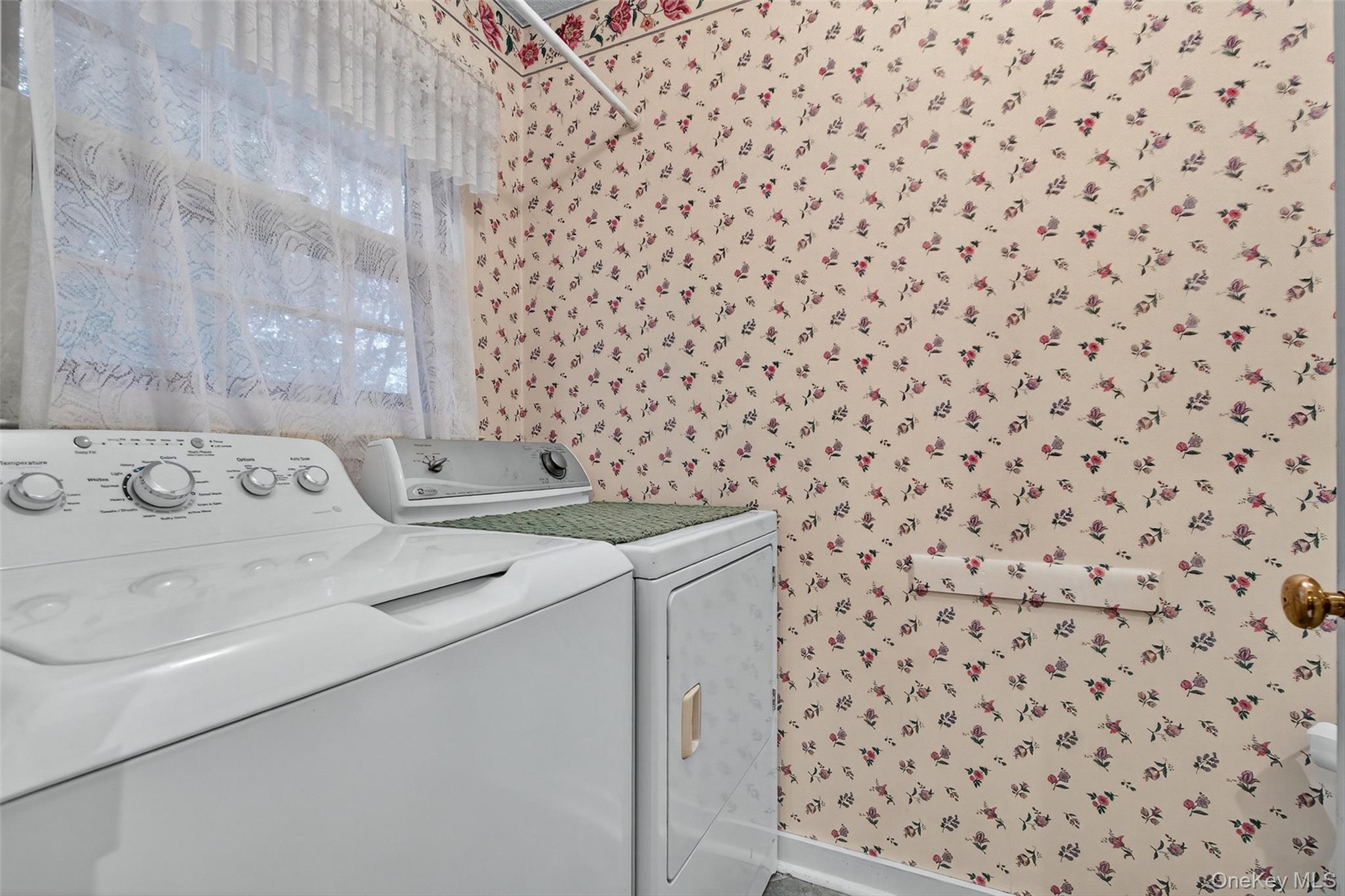 6 Sayer Road, Washingtonville, NY 10992