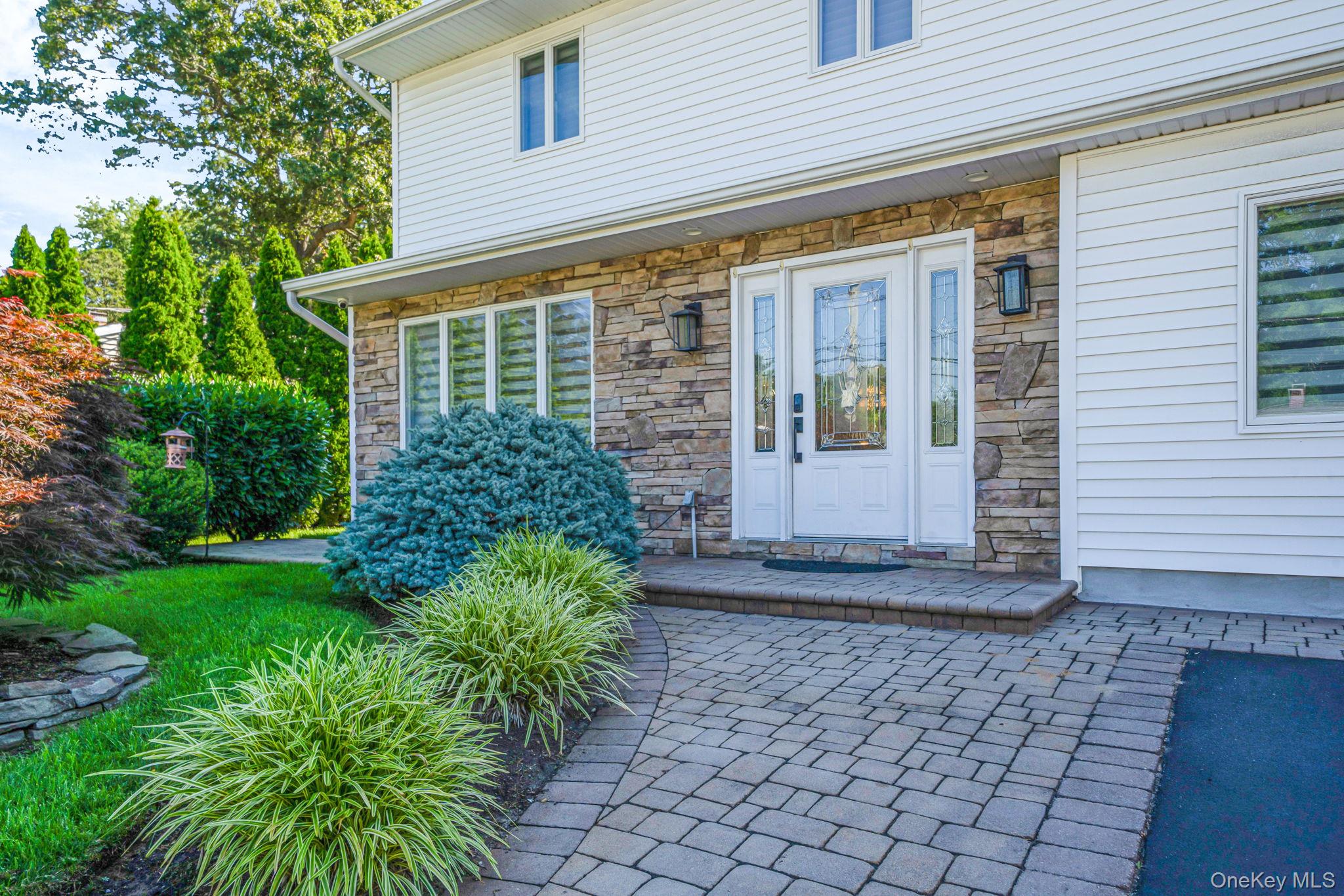 29 Selden Boulevard, Centereach, NY 11720