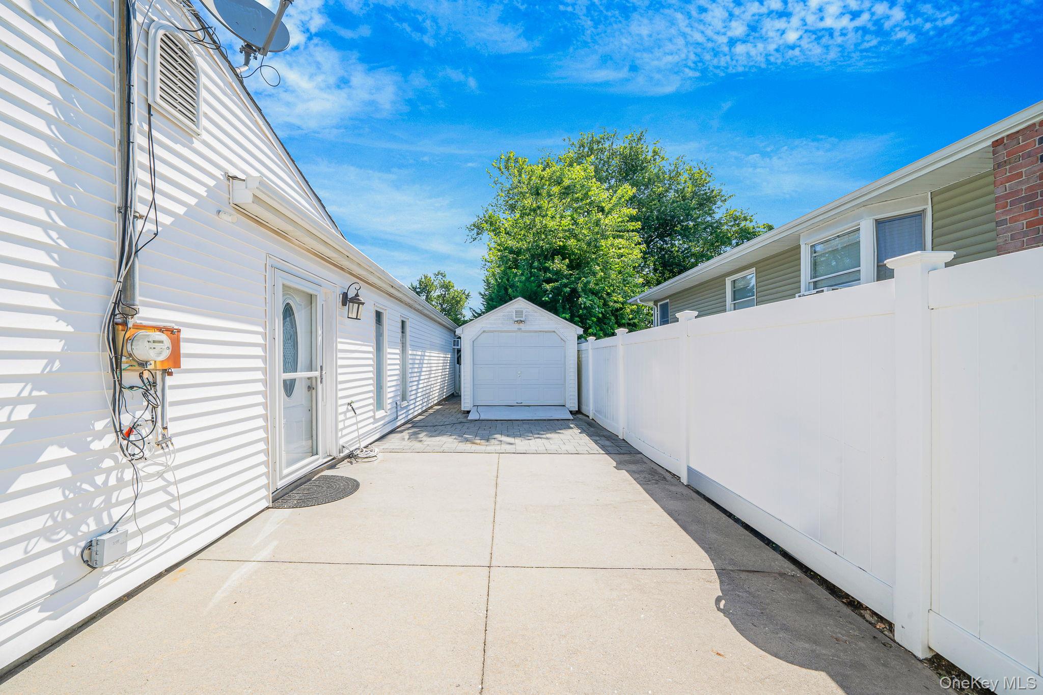 29 Selden Boulevard, Centereach, NY 11720