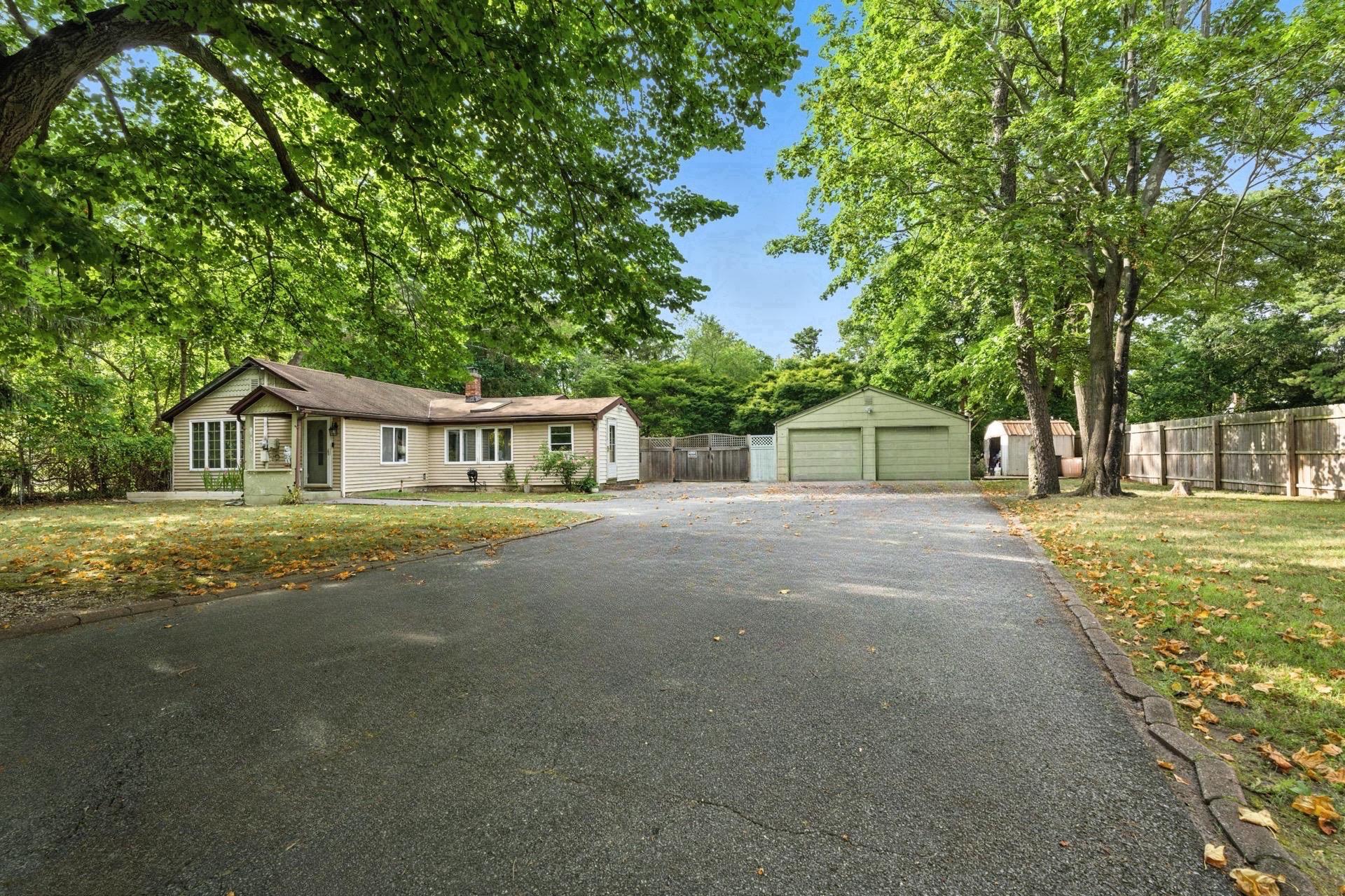 43 Bushwick Avenue, Brentwood, NY 11717