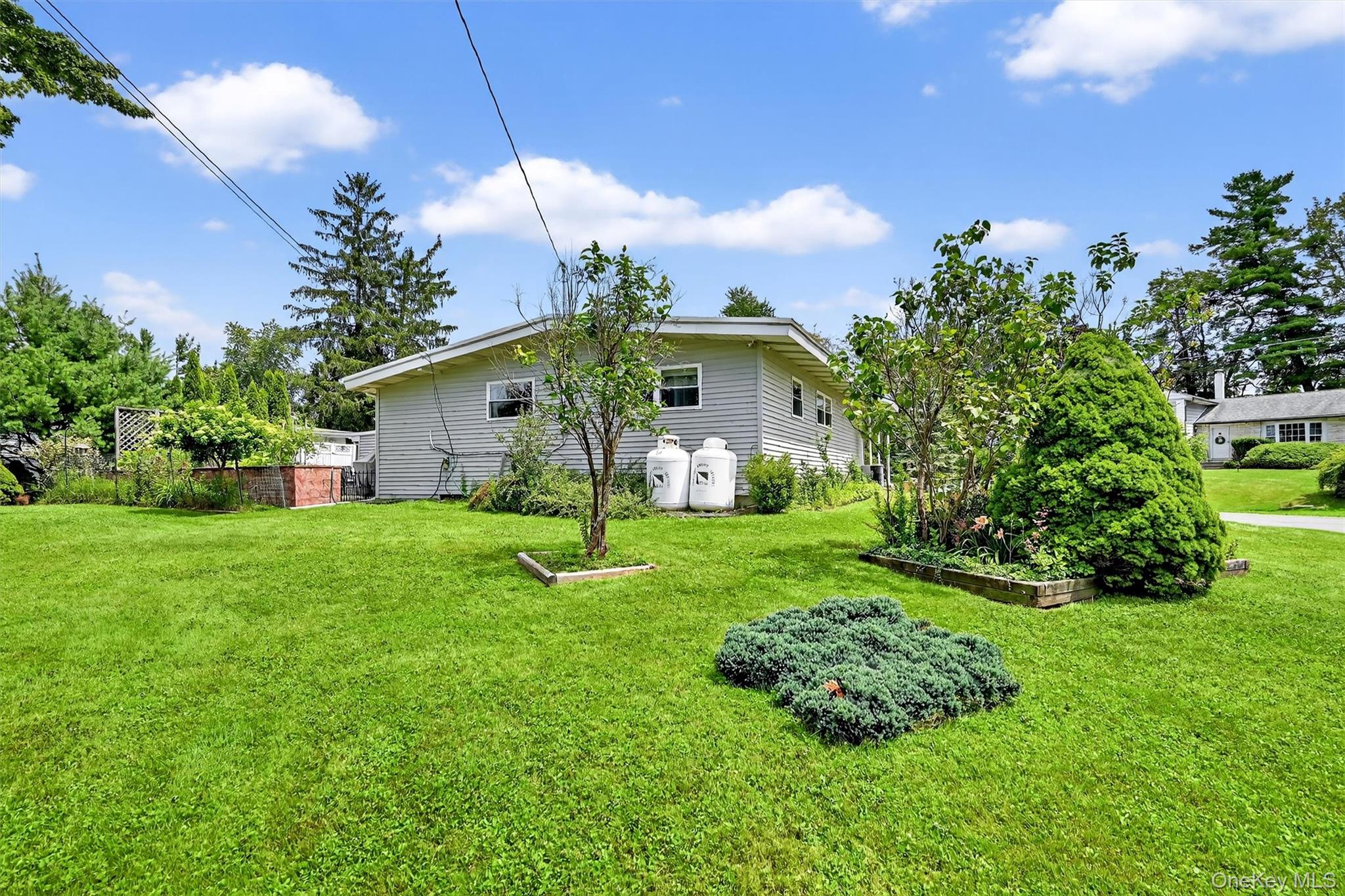 25 Crescent View, Rock Hill, NY 12775