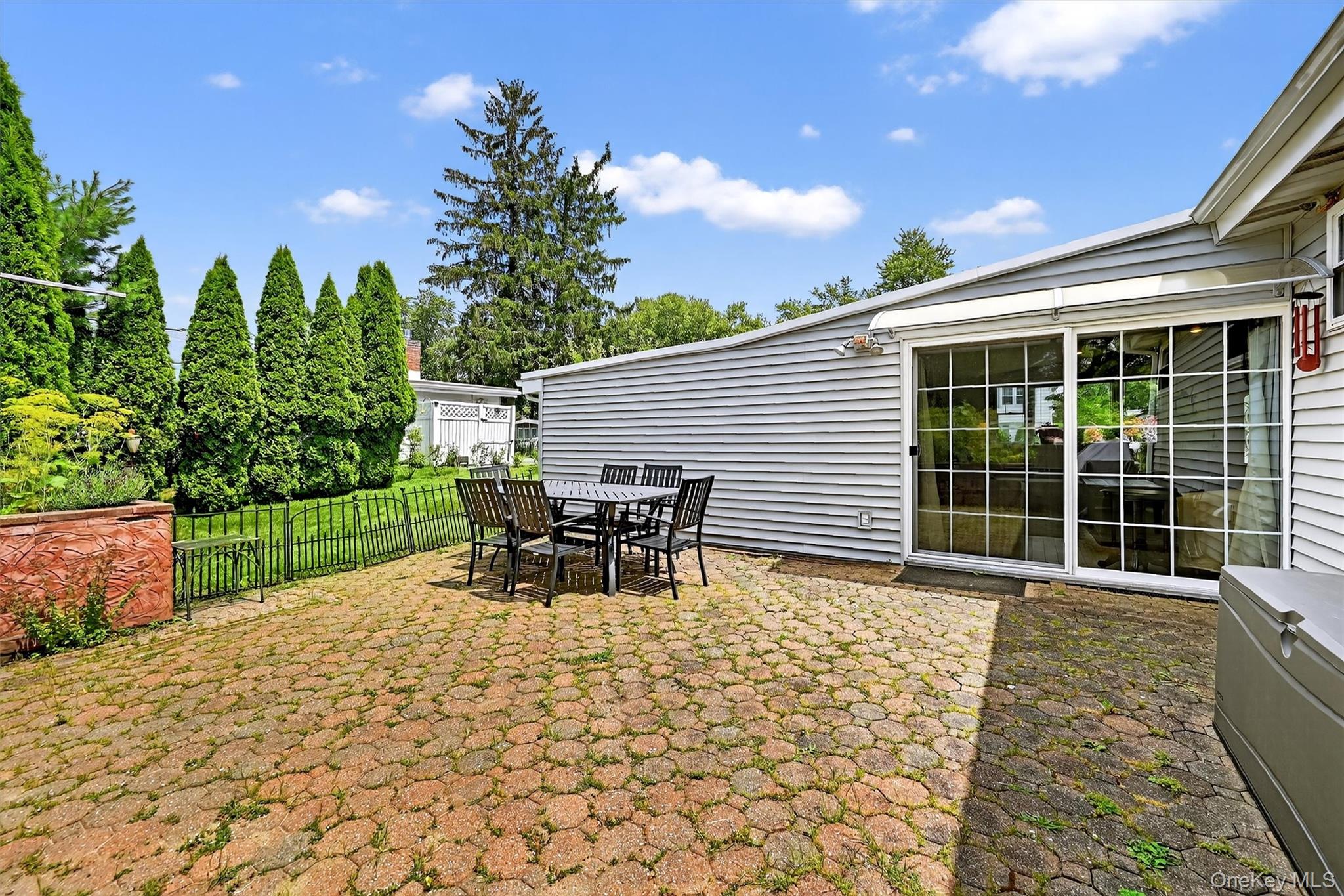 25 Crescent View, Rock Hill, NY 12775