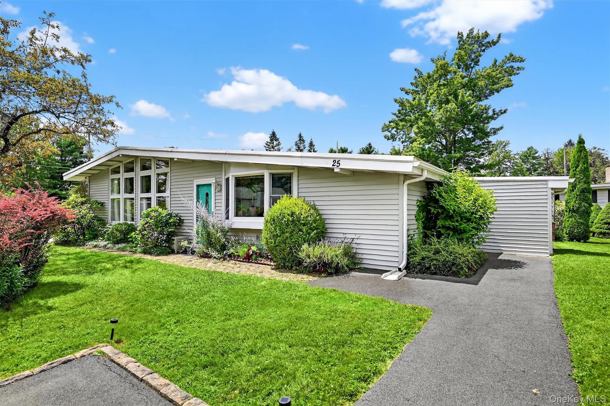 25 Crescent View, Rock Hill, NY 12775