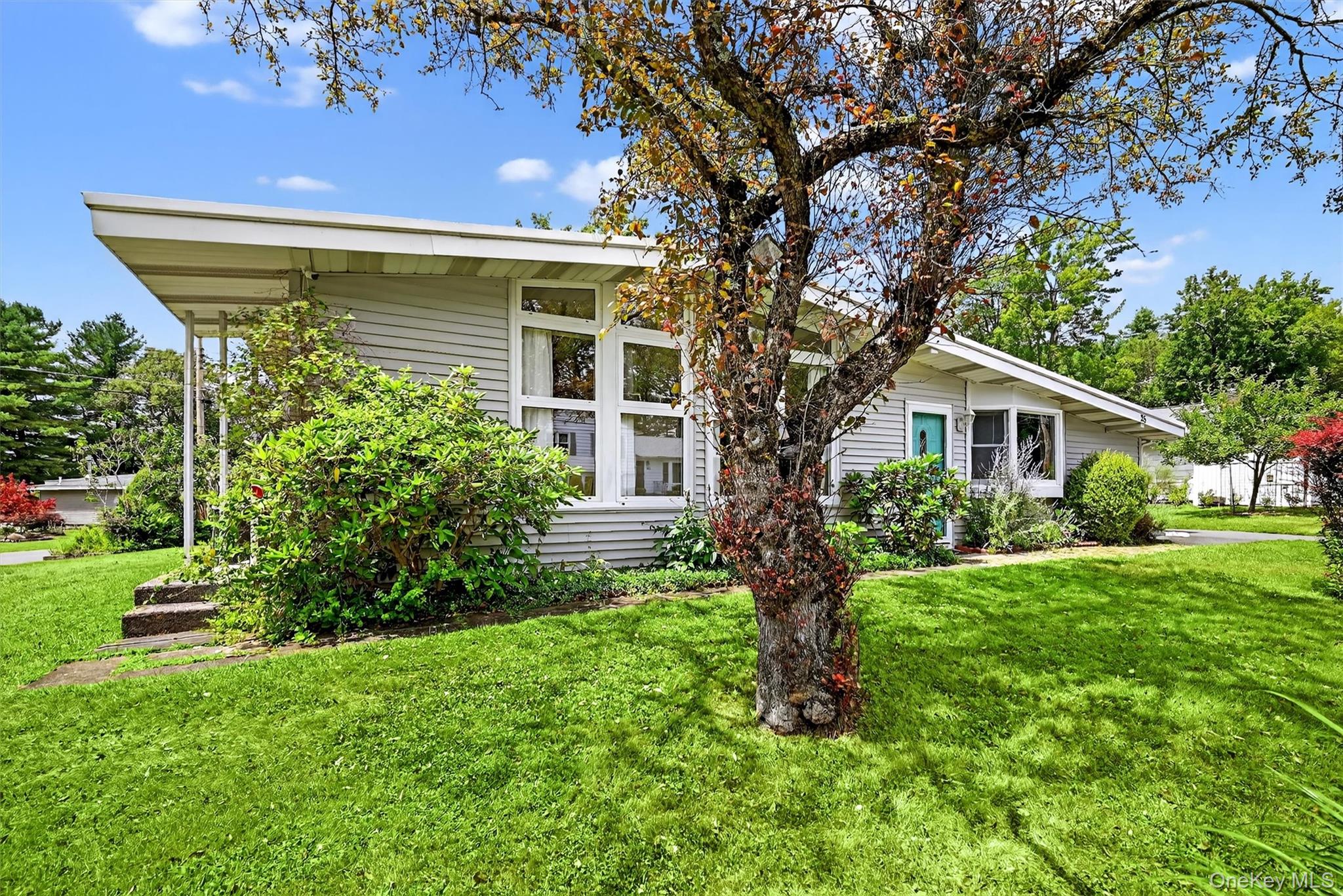 25 Crescent View, Rock Hill, NY 12775