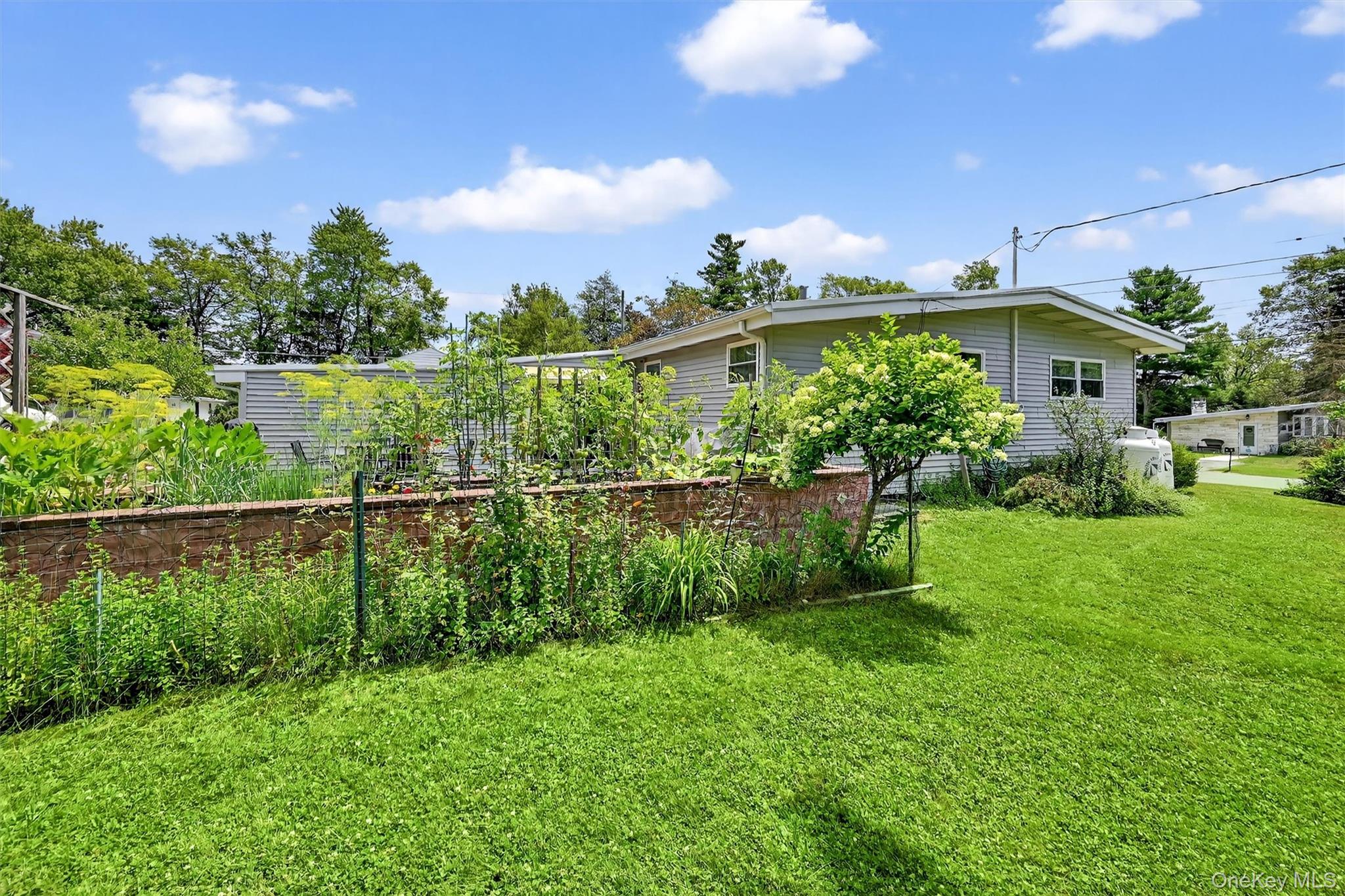 25 Crescent View, Rock Hill, NY 12775