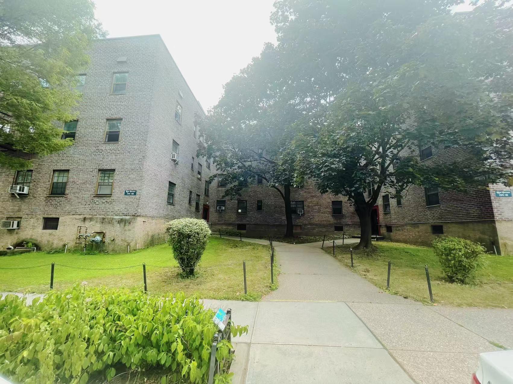 144-22 78th Avenue # 3FL, Flushing, NY 11367