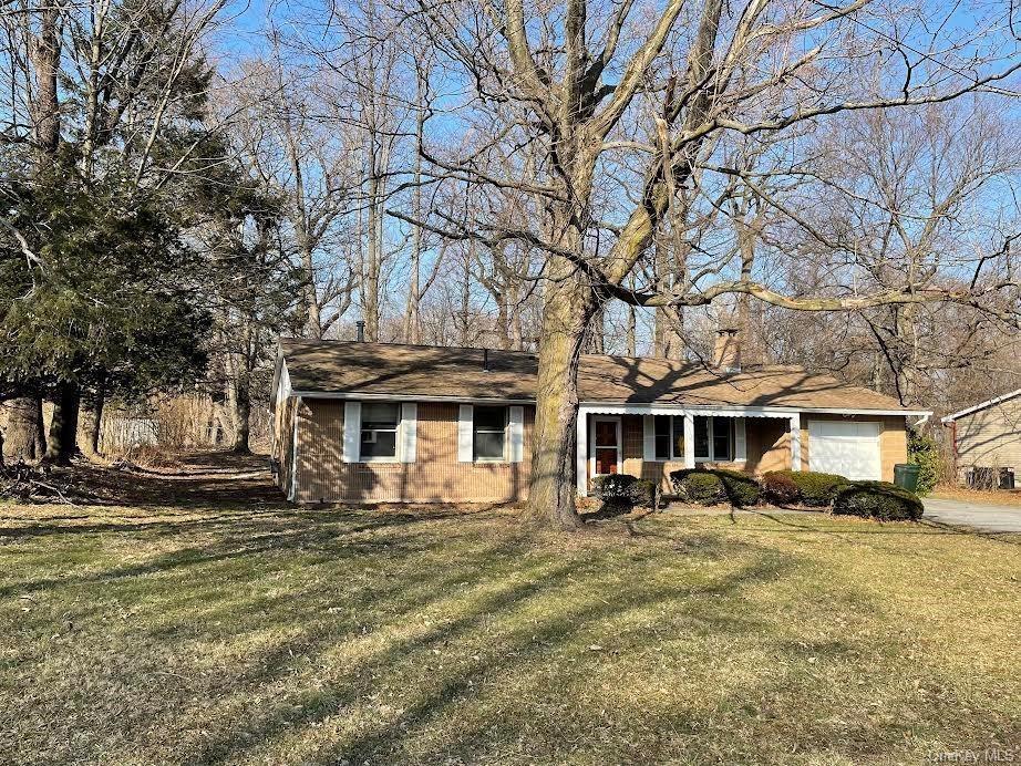 176 Caesars Lane, New Windsor, NY 12553