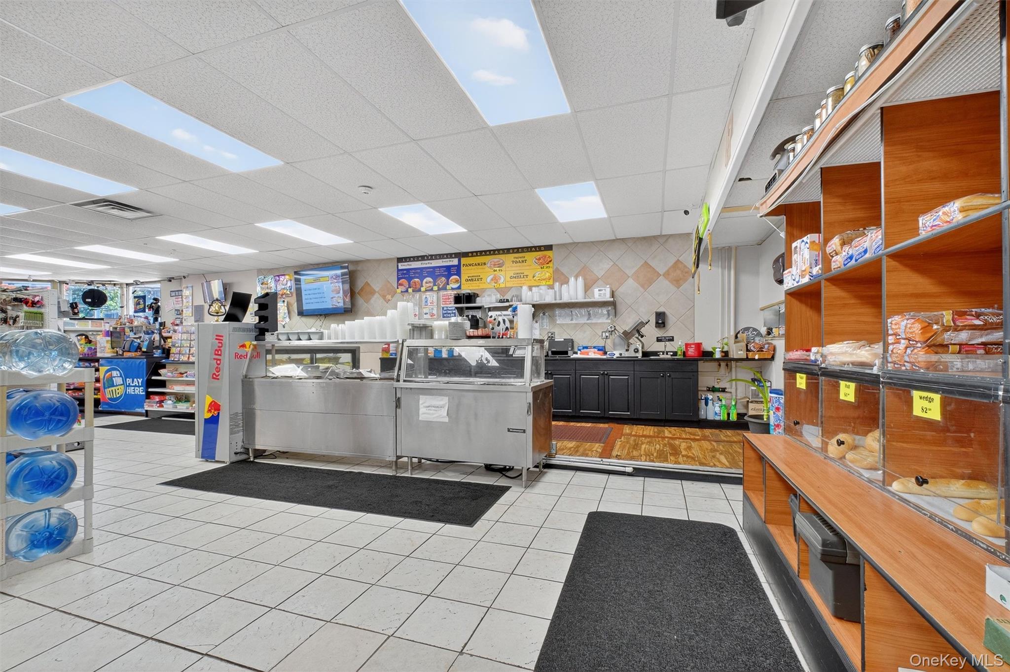 4 Oscawana Lake Road, Putnam Valley, NY 10579