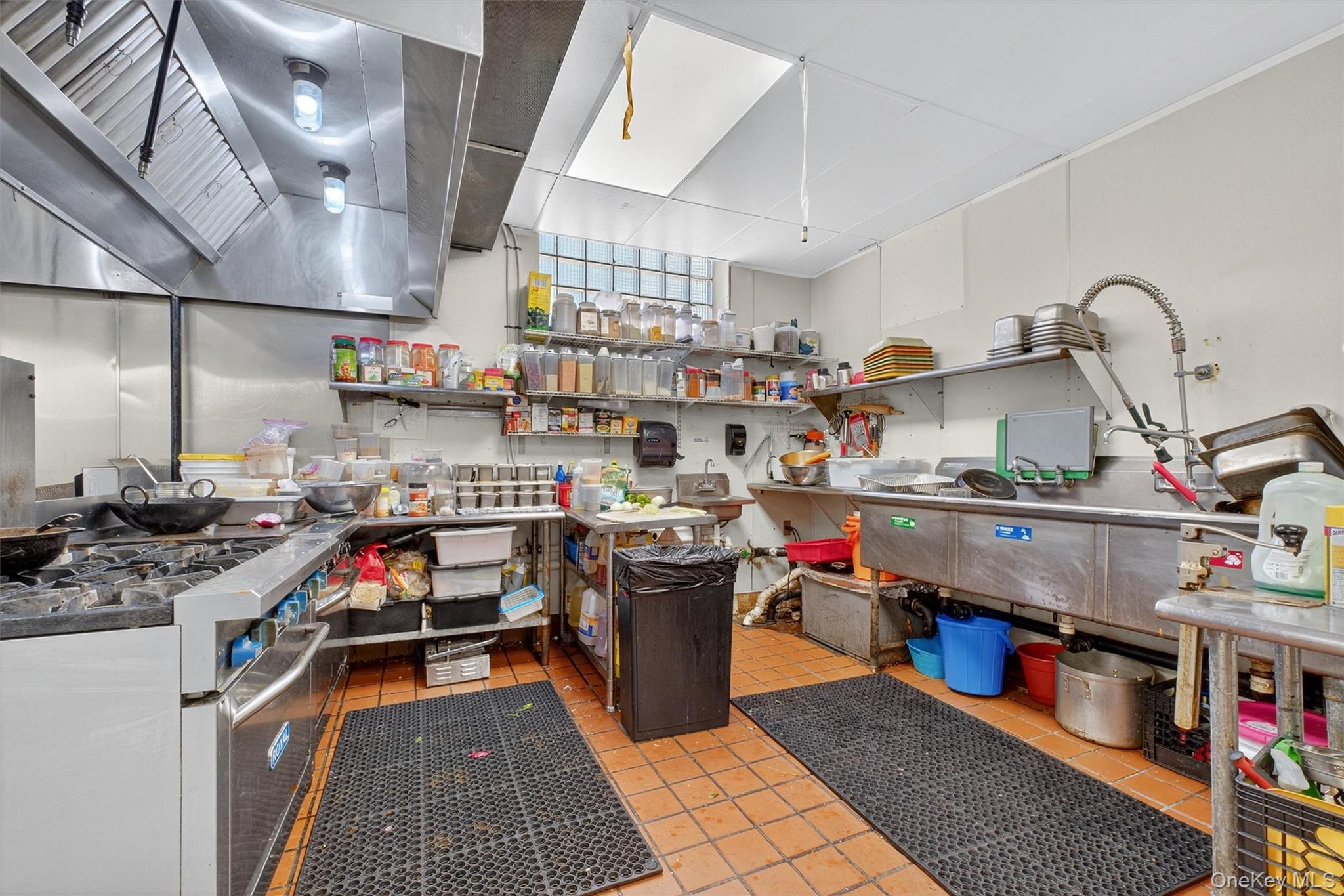 4 Oscawana Lake Road, Putnam Valley, NY 10579