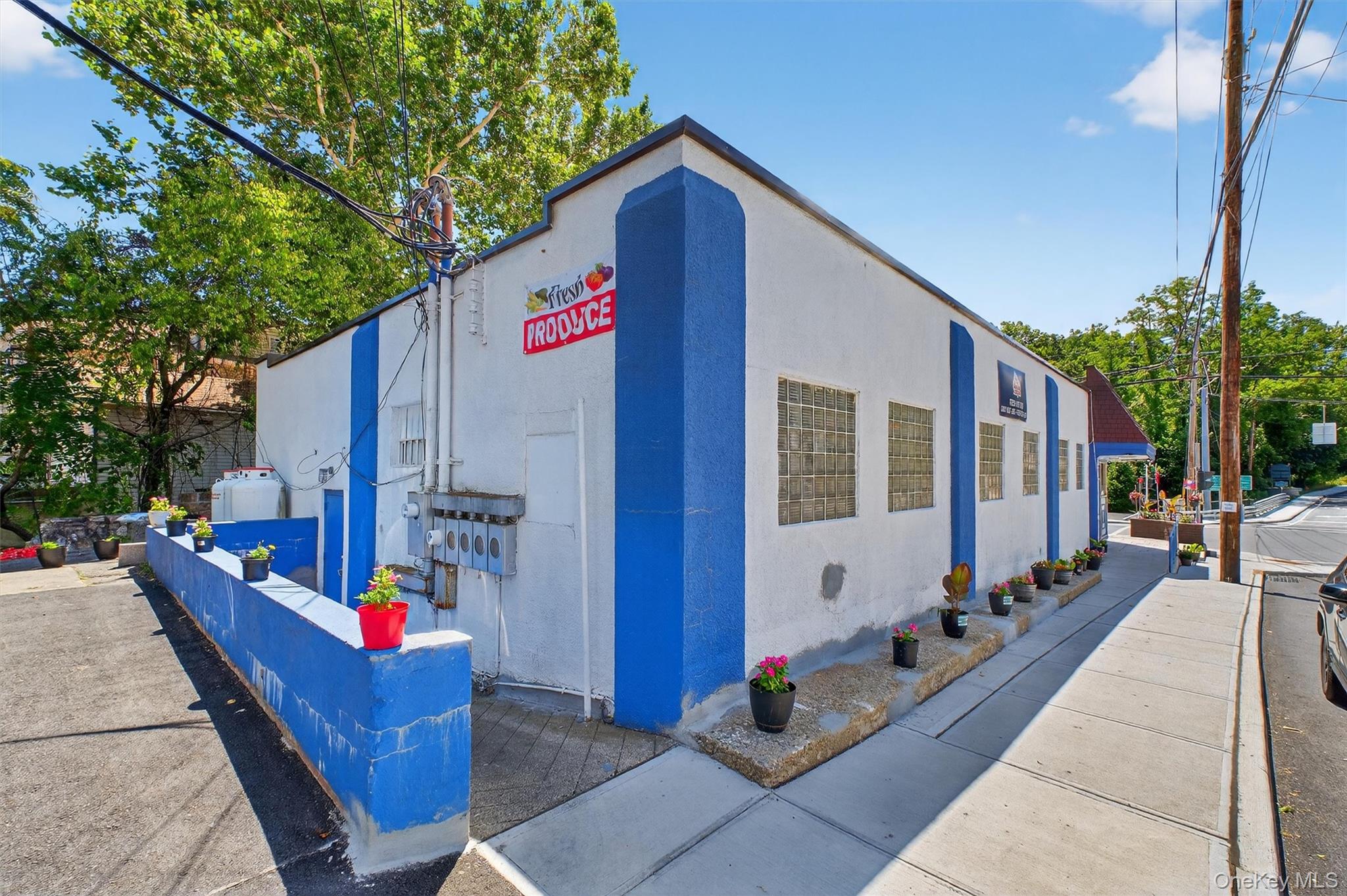 4 Oscawana Lake Road, Putnam Valley, NY 10579