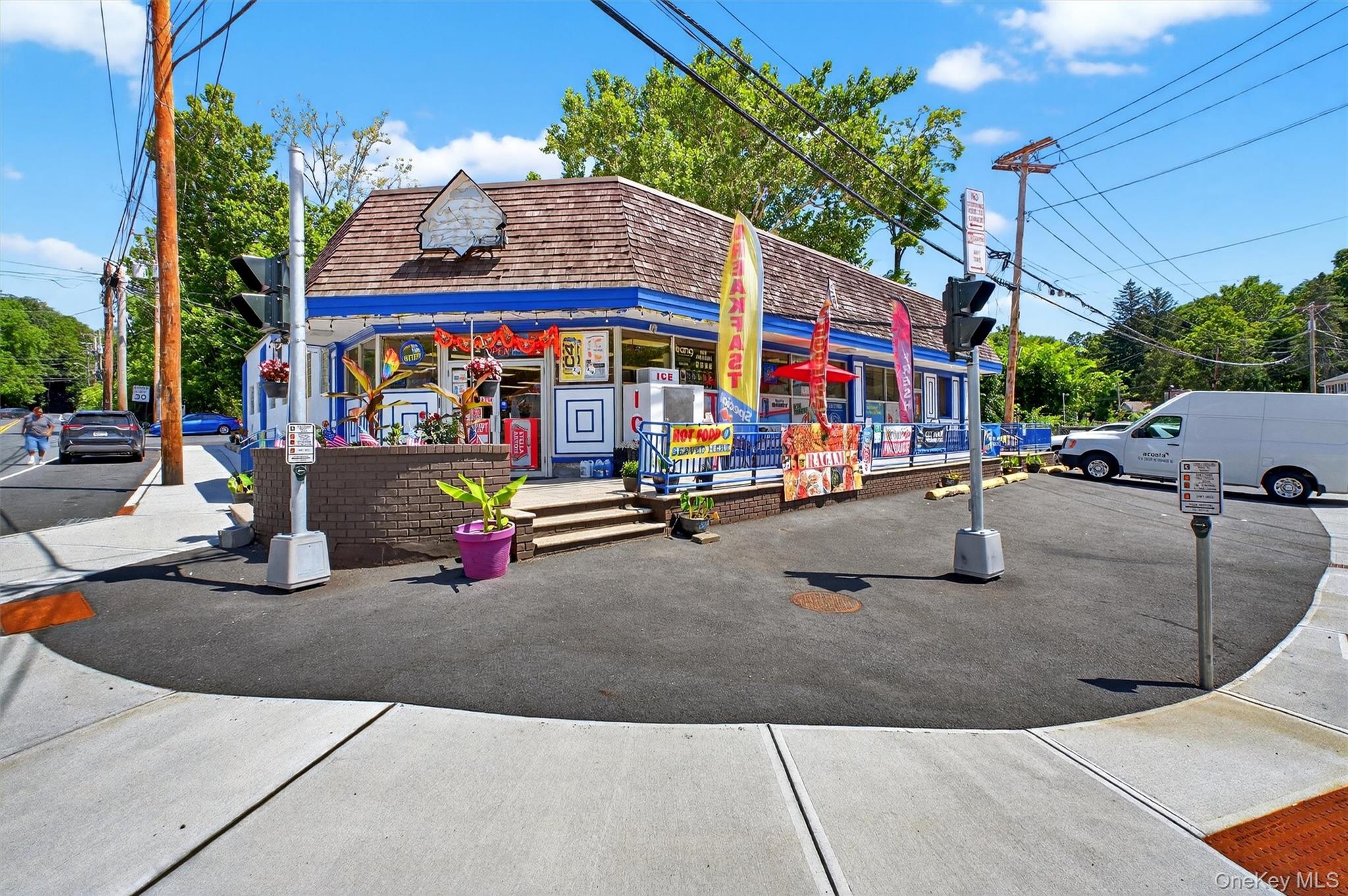 4 Oscawana Lake Road, Putnam Valley, NY 10579