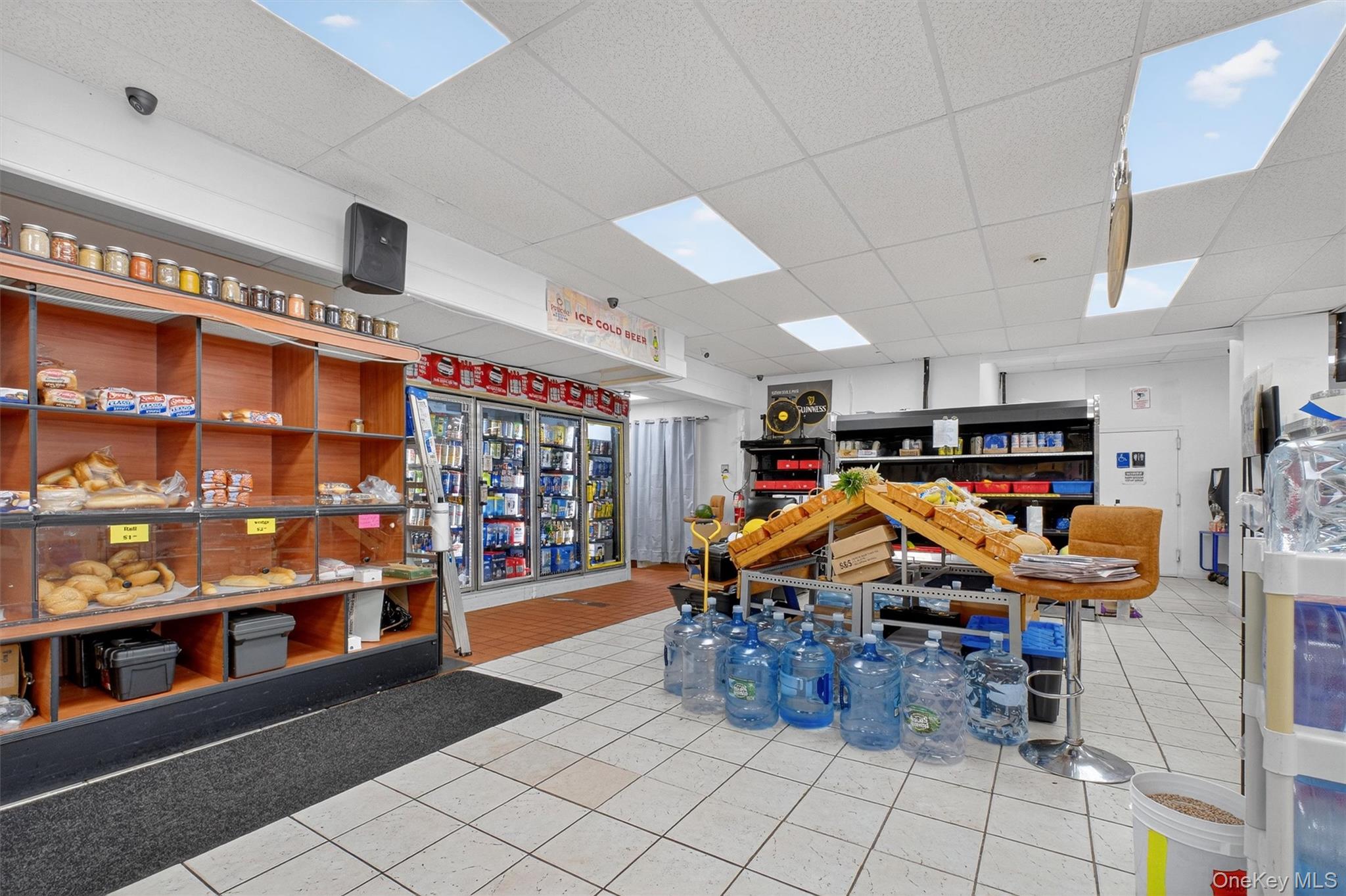 4 Oscawana Lake Road, Putnam Valley, NY 10579