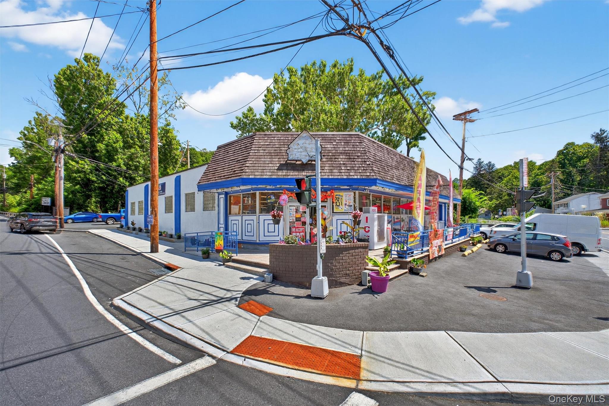 4 Oscawana Lake Road, Putnam Valley, NY 10579