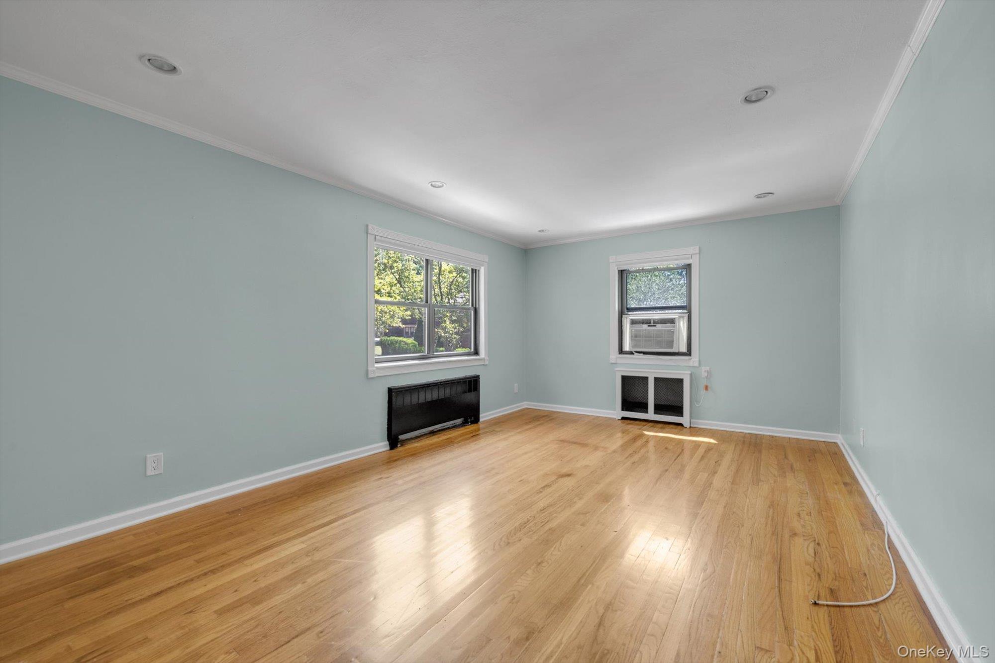 219-27 75 Avenue # 2, Bayside, NY 11364