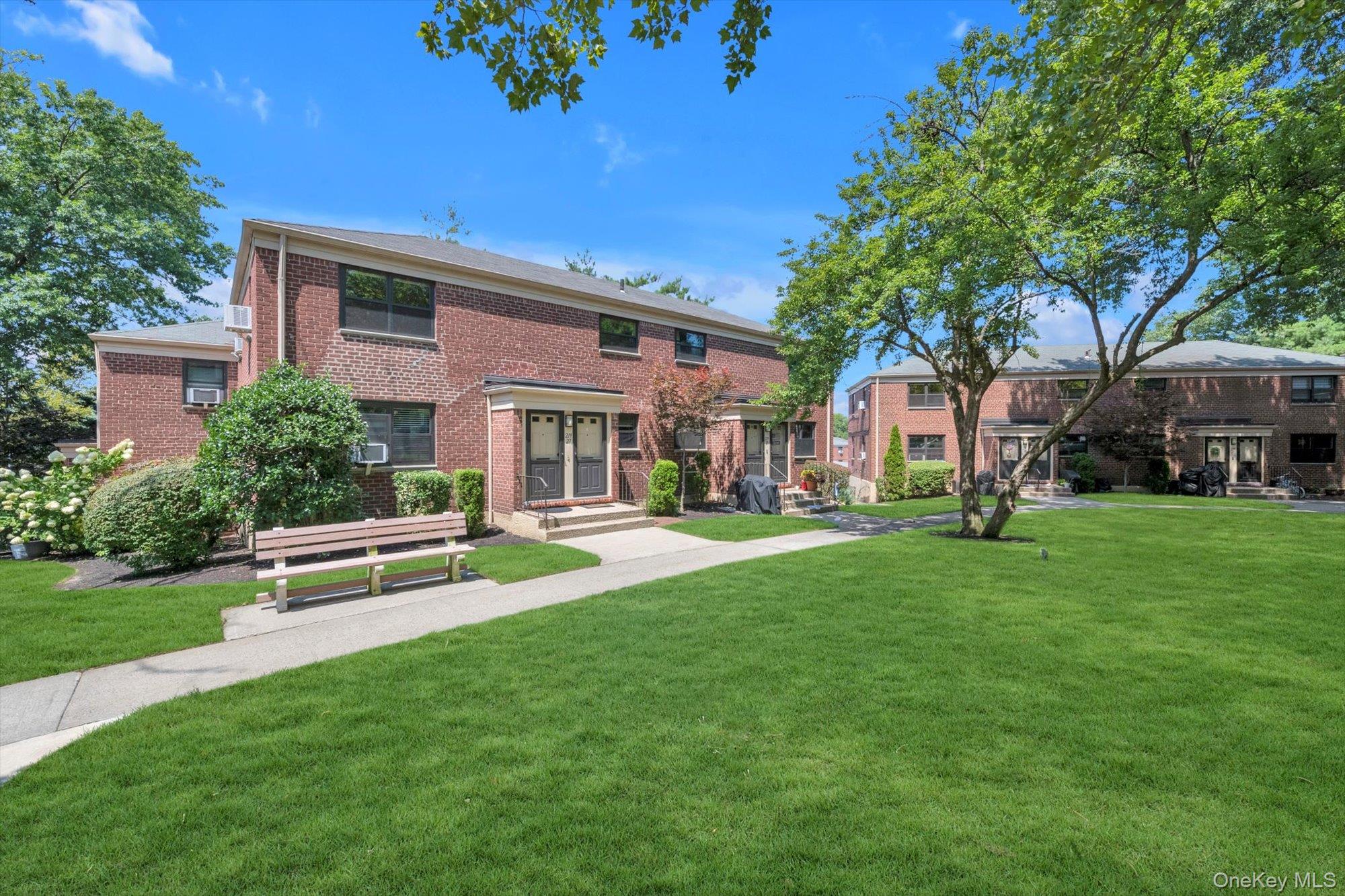 219-27 75 Avenue # 2, Bayside, NY 11364