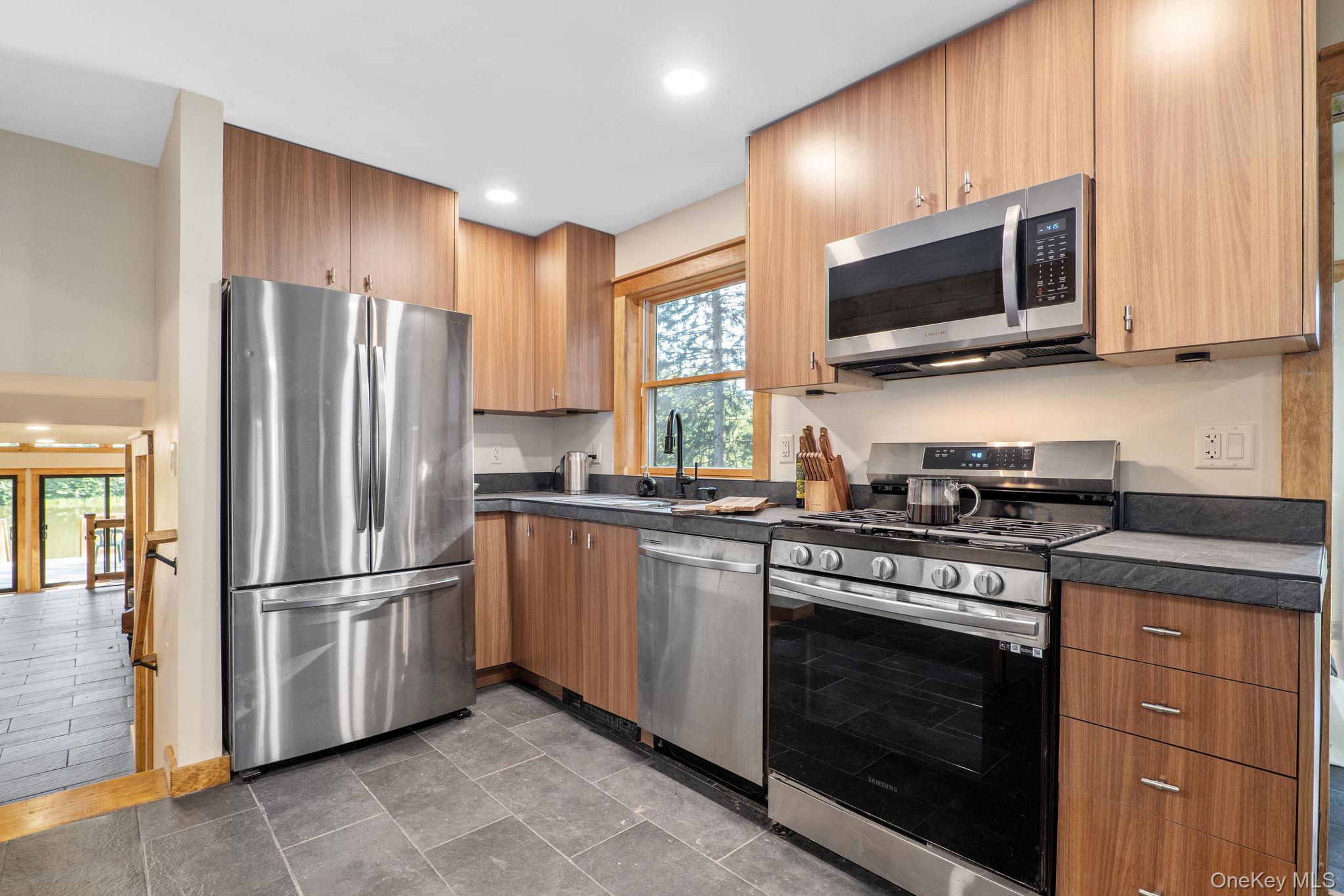 106 Earles Lane, Gilboa, NY 12076