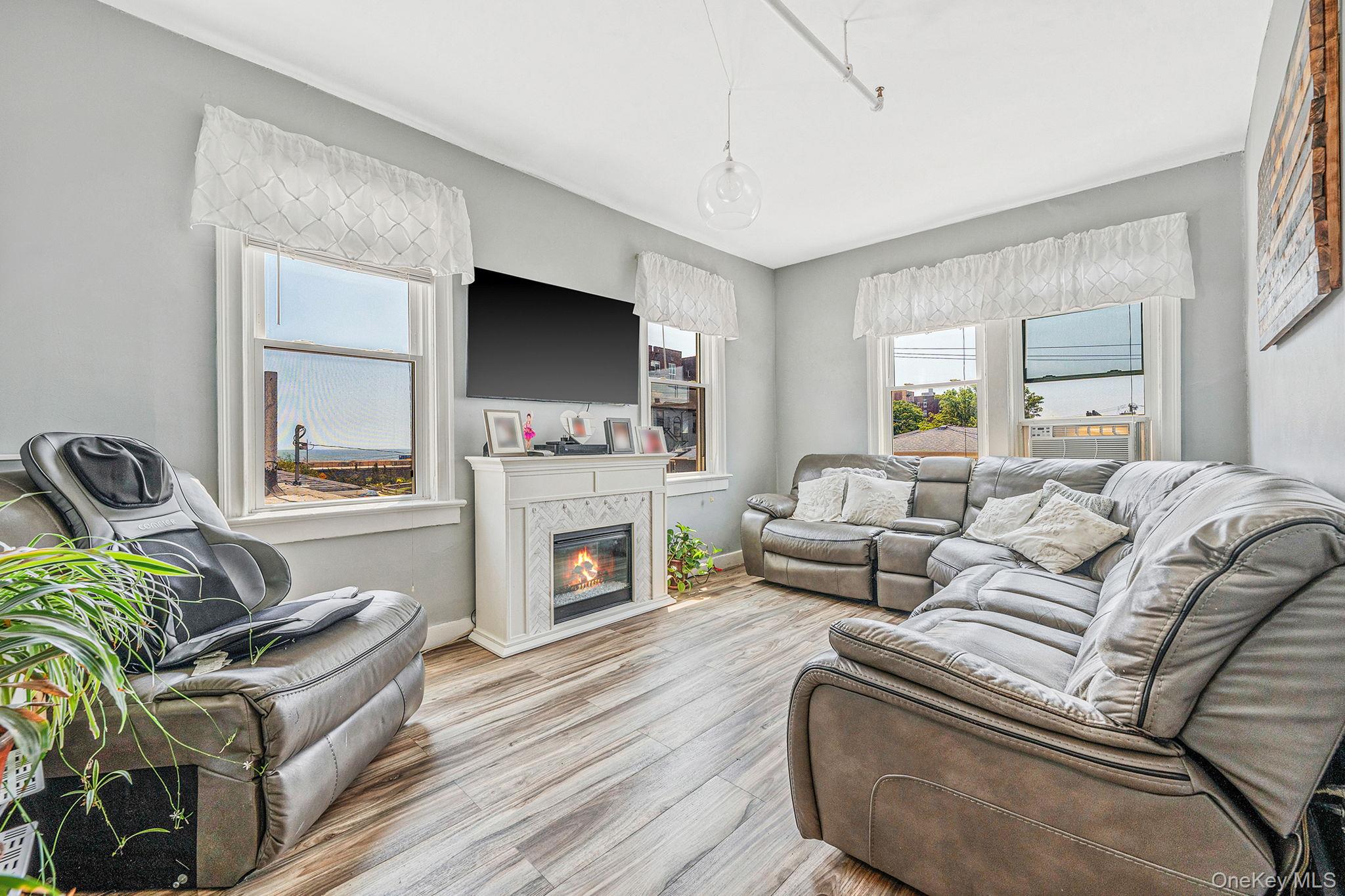 144 Beach 121st Street # 2A, Rockaway Park, NY 11694