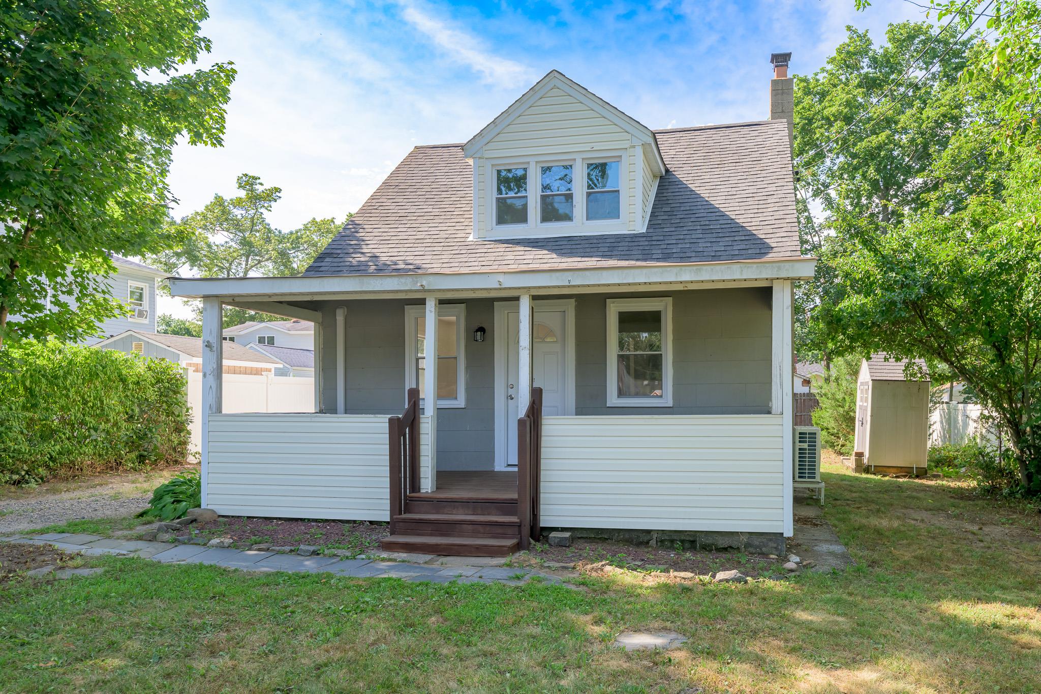 130 N Huron Street, Ronkonkoma, NY 11779