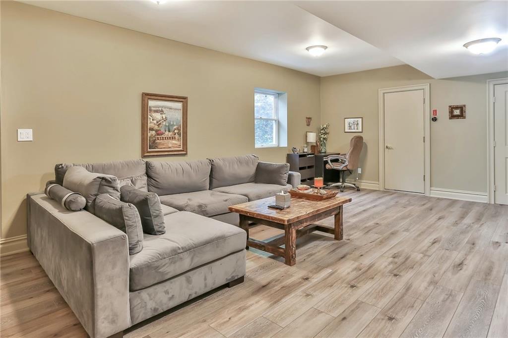 433 New Rochelle Road, Bronxville, NY 10708