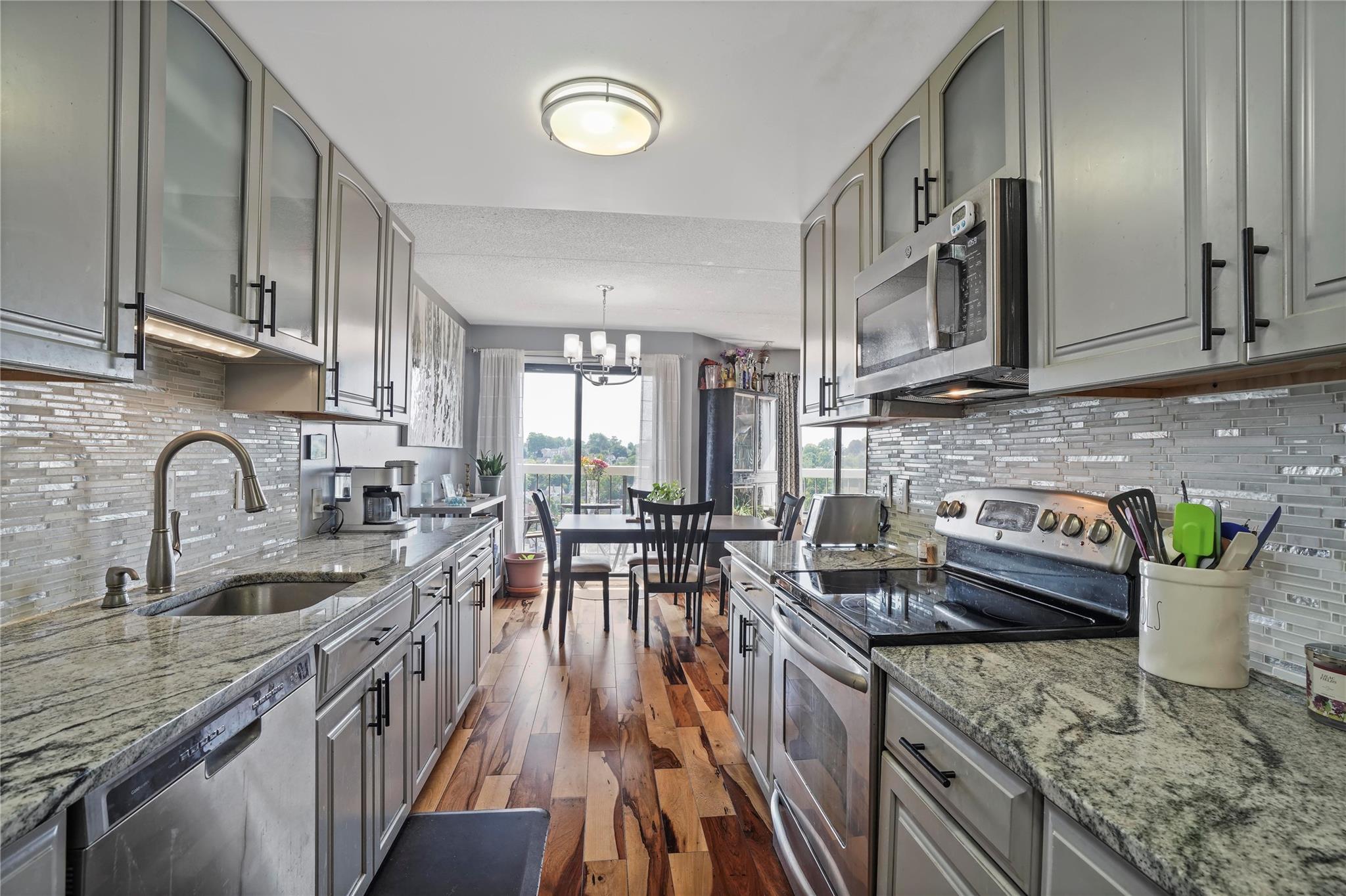 400 High Point Drive # PH12, Hartsdale, NY 10530