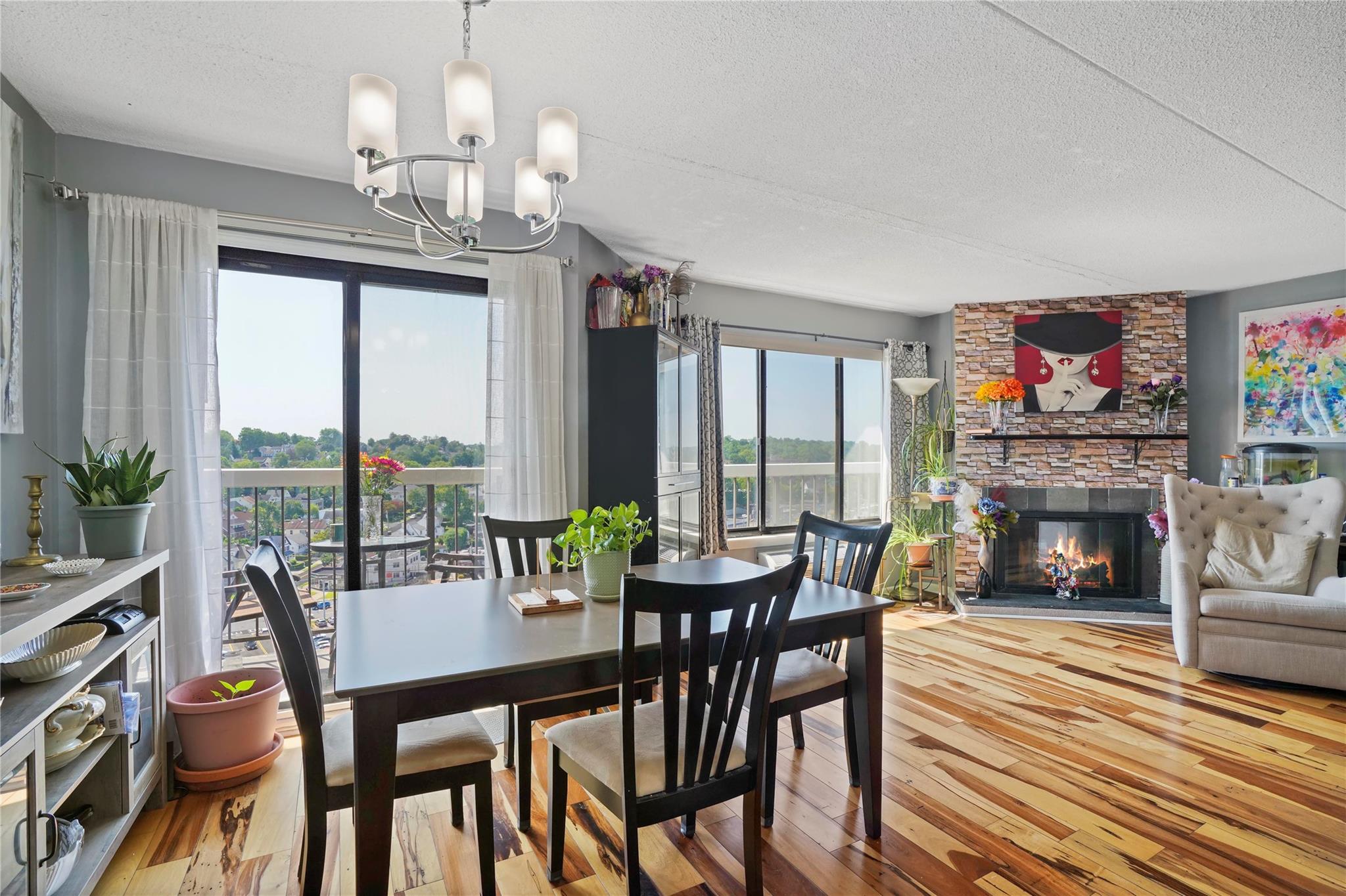 400 High Point Drive # PH12, Hartsdale, NY 10530