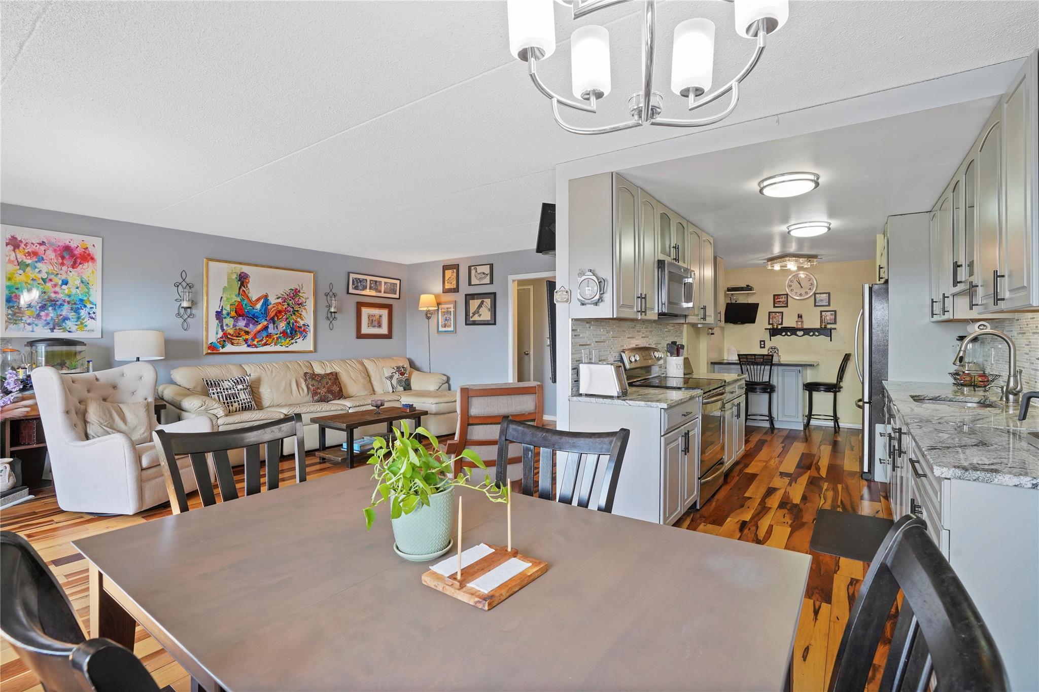 400 High Point Drive # PH12, Hartsdale, NY 10530