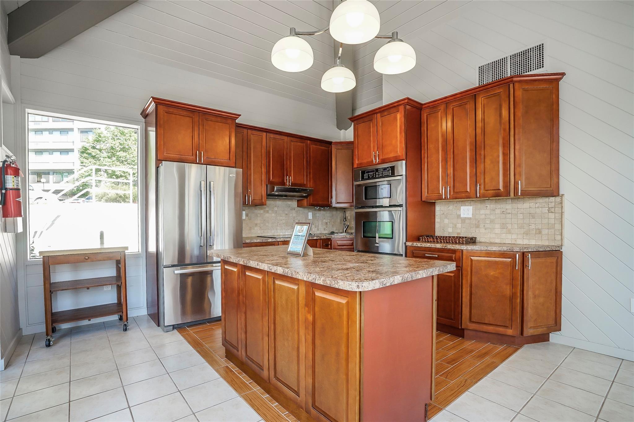 400 High Point Drive # PH12, Hartsdale, NY 10530