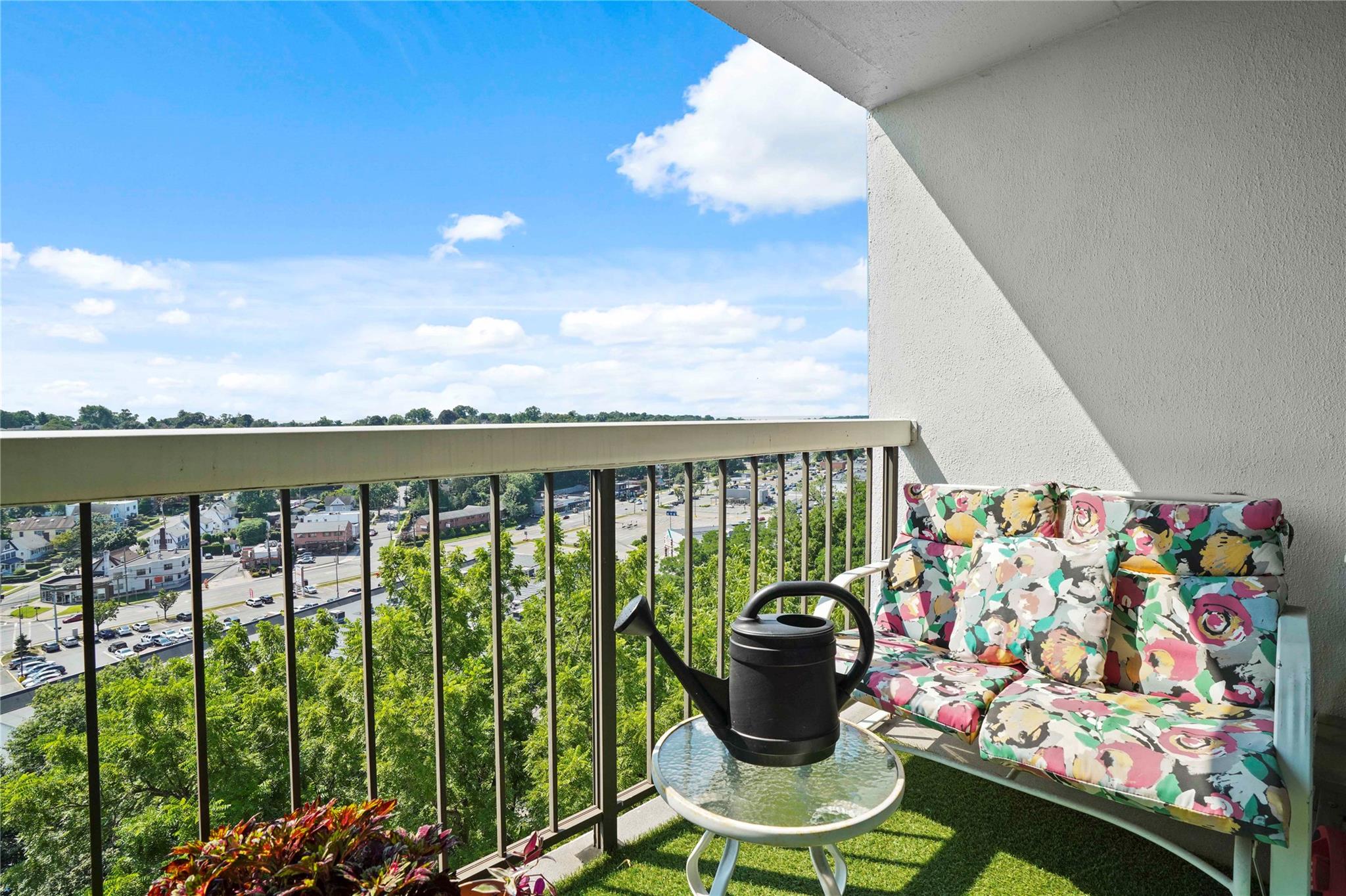 400 High Point Drive # PH12, Hartsdale, NY 10530