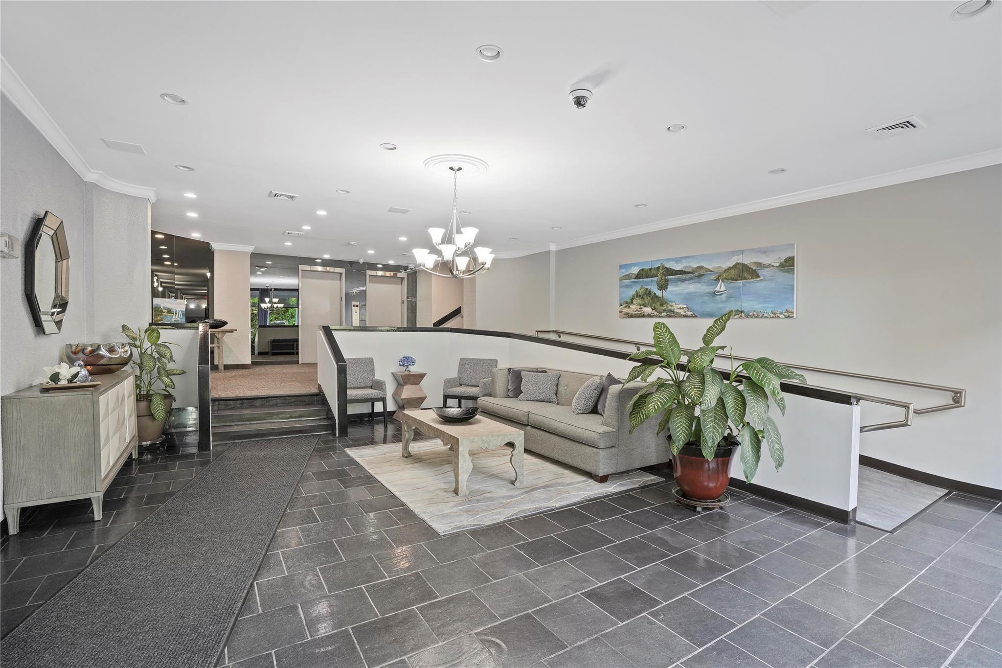 400 High Point Drive # PH12, Hartsdale, NY 10530